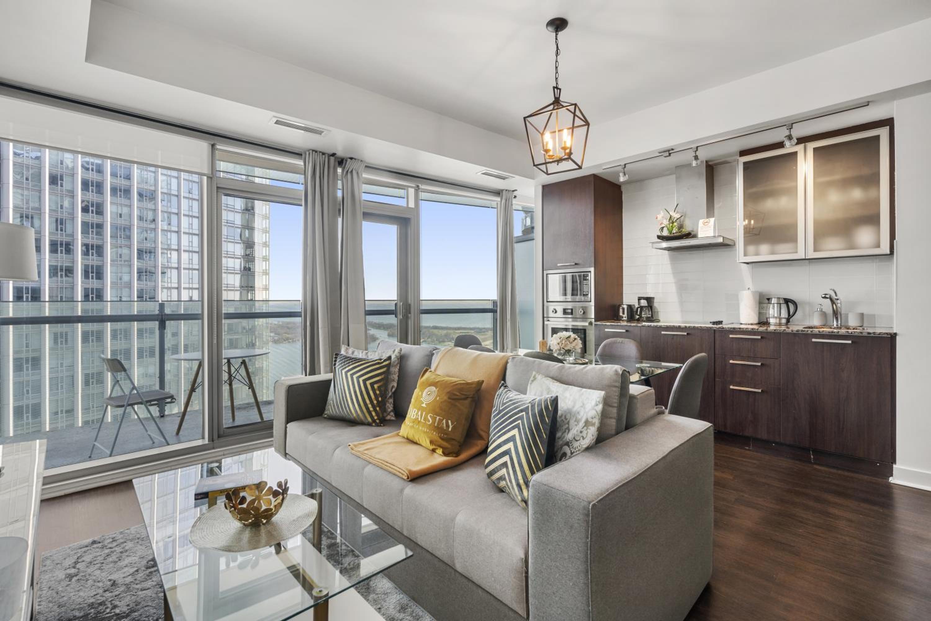 GLOBALSTAY Gorgeous Downtown Apartment