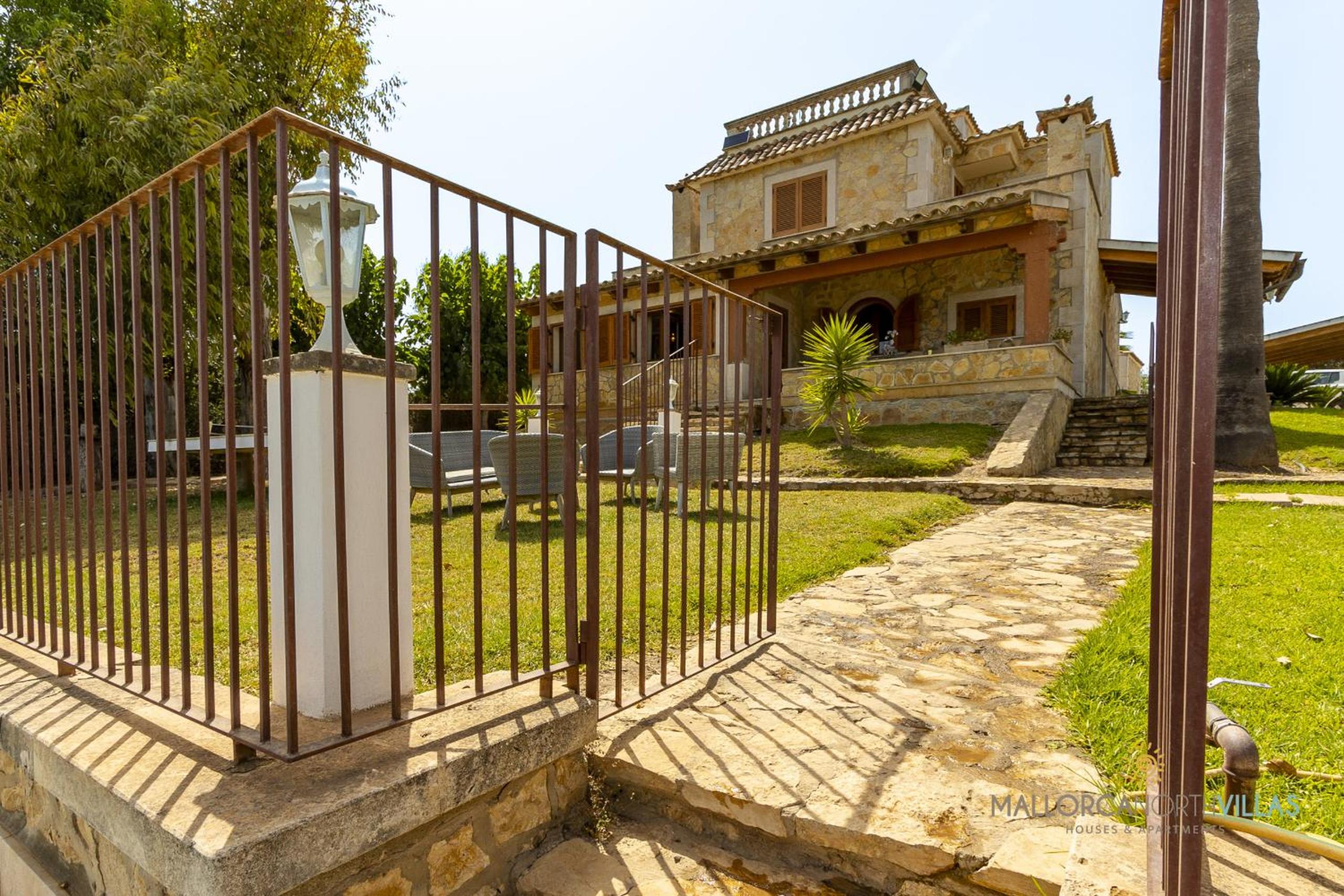 Villa Alejandra