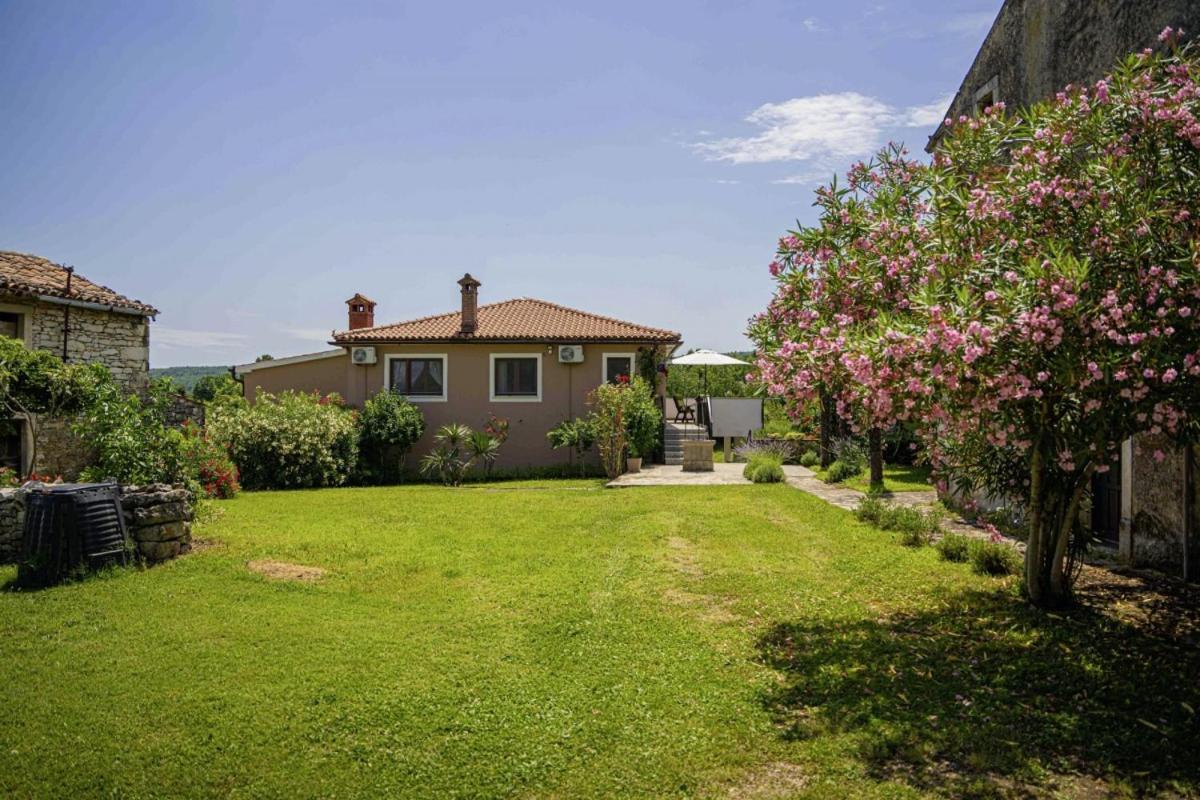 Villa Mendula in Čambarelići - Haus für 6-7 Personen view 3