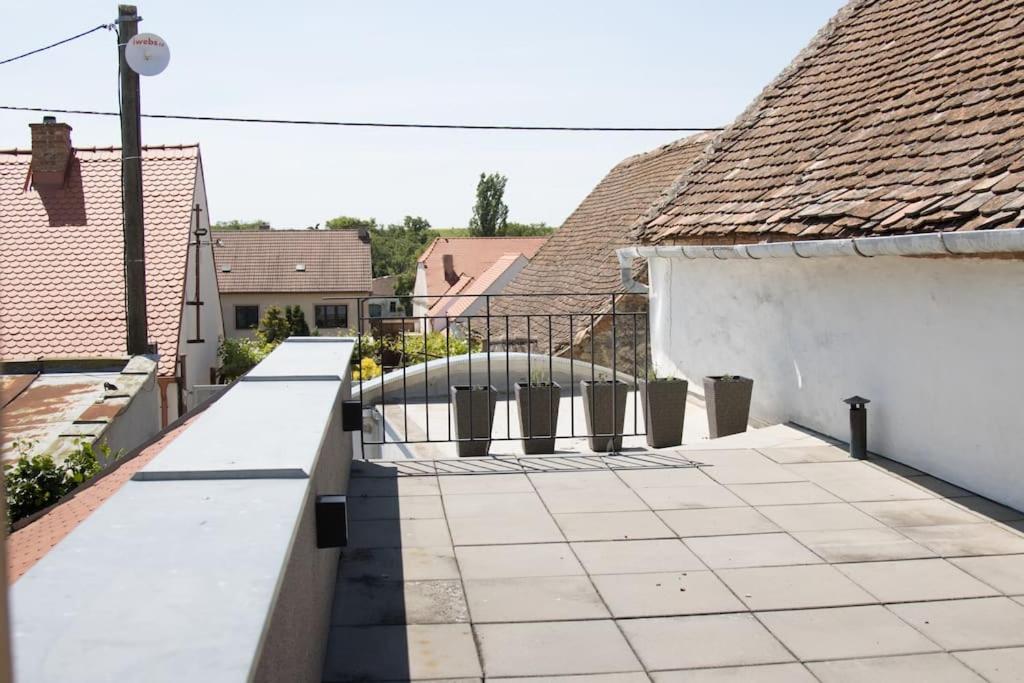 Soukromý domeček nad sklepem U dvou zvířat