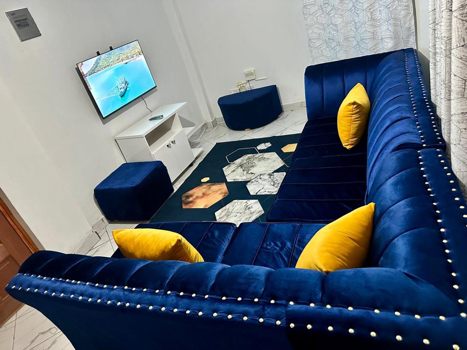 Stelvic One Bedroom Airbnb view 4