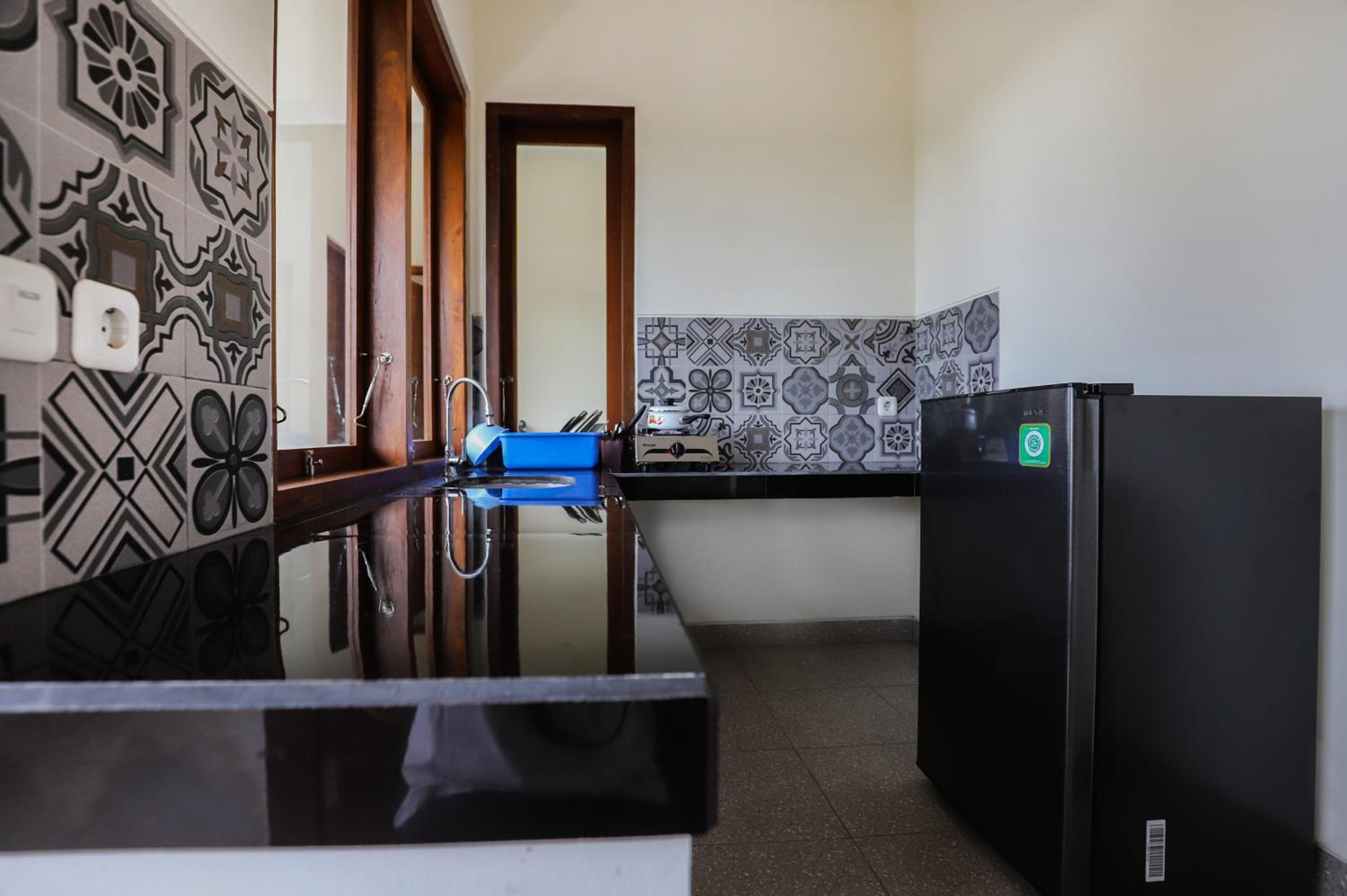 Central Ubud Modern Apartments and Private Kitchen - 2 view 5