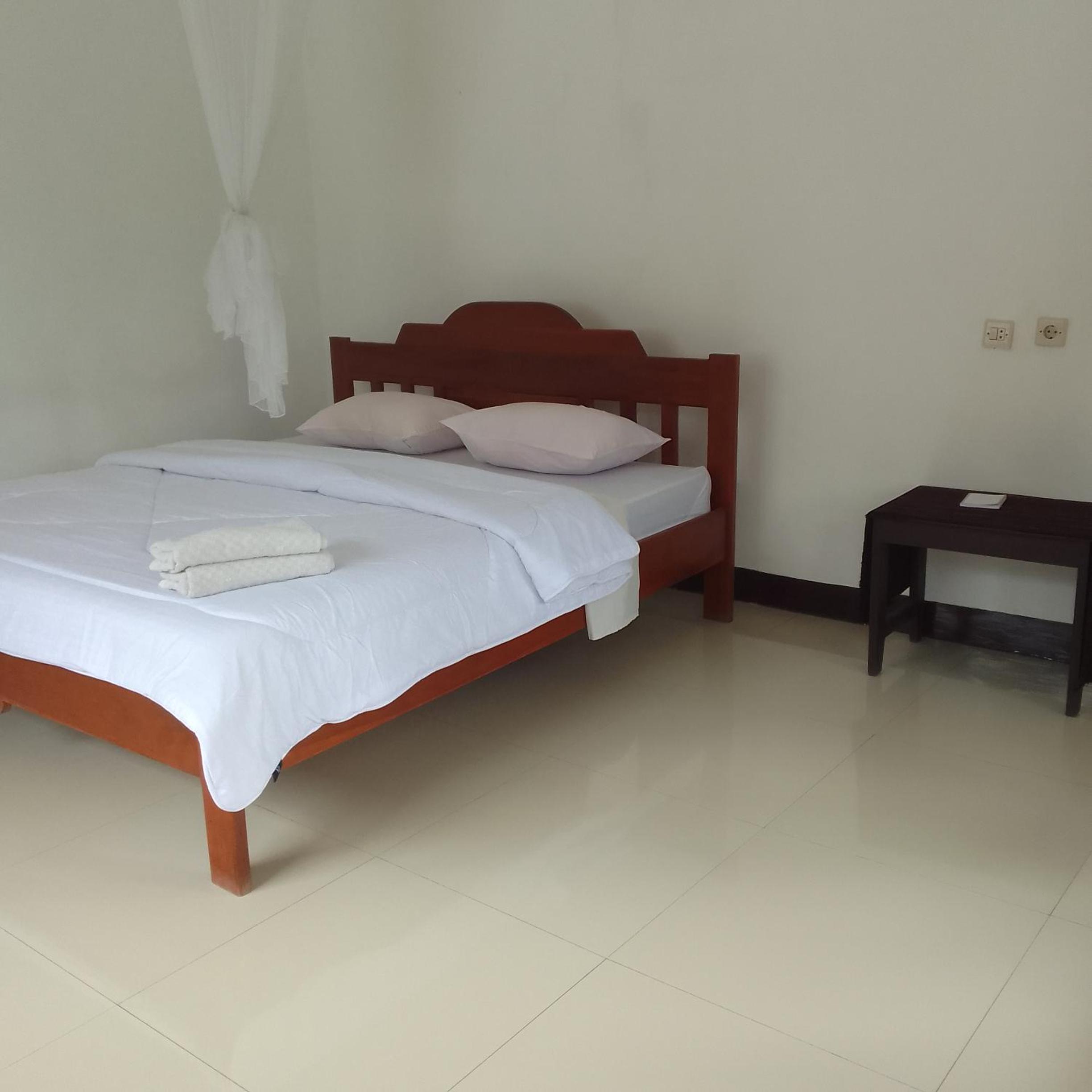 Shila Bungalow