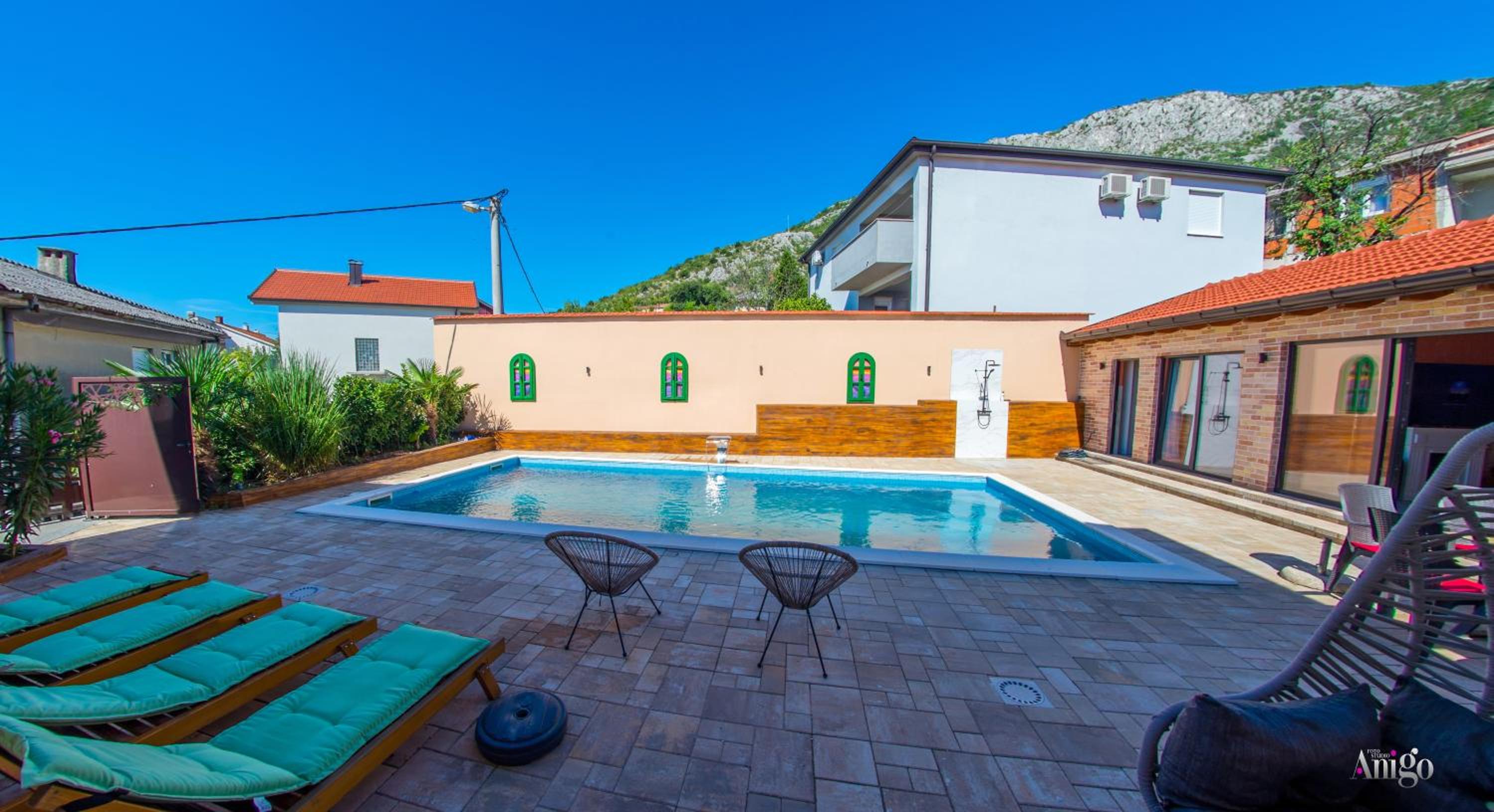 Villa Mira - with private pool