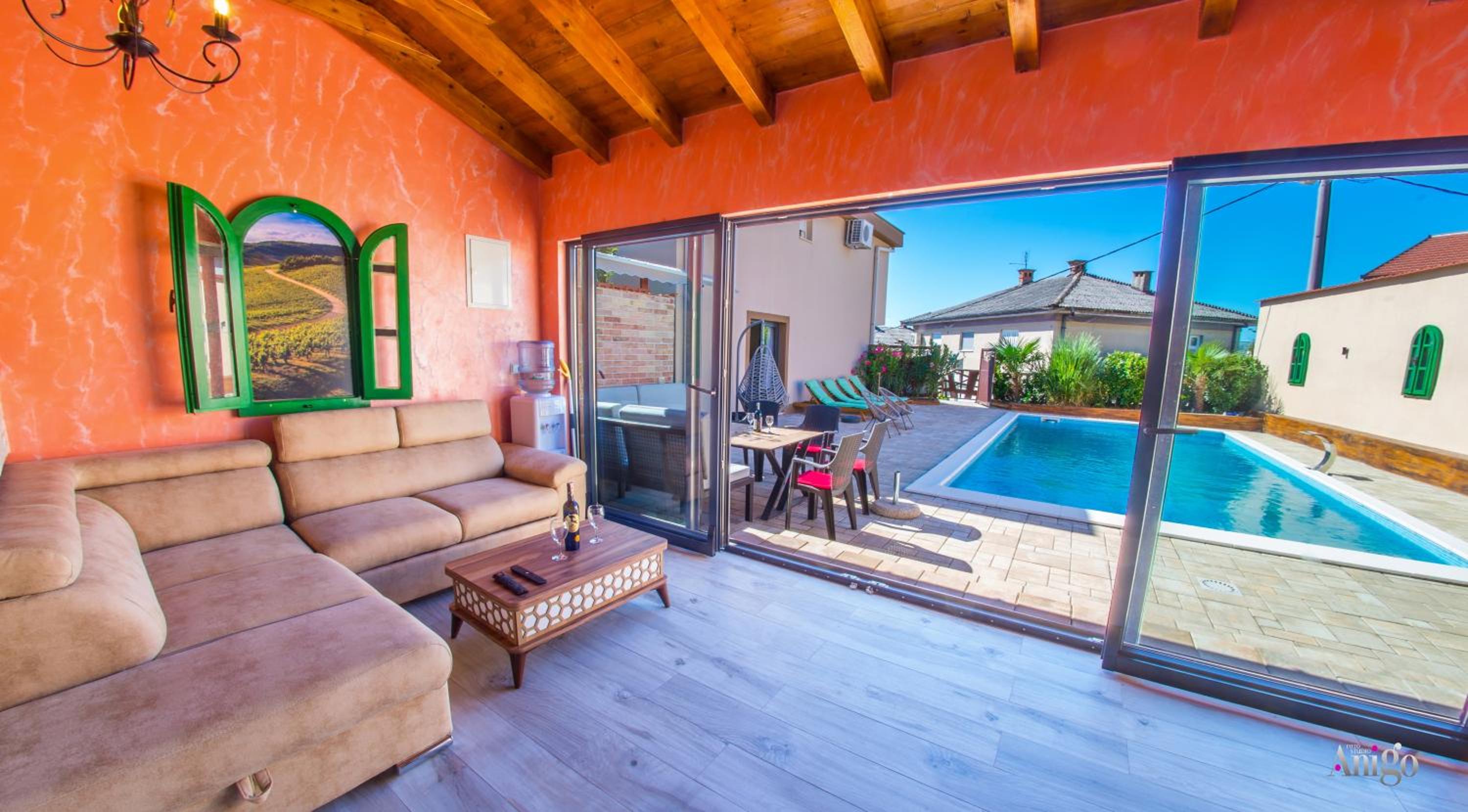 Villa Mira - with private pool