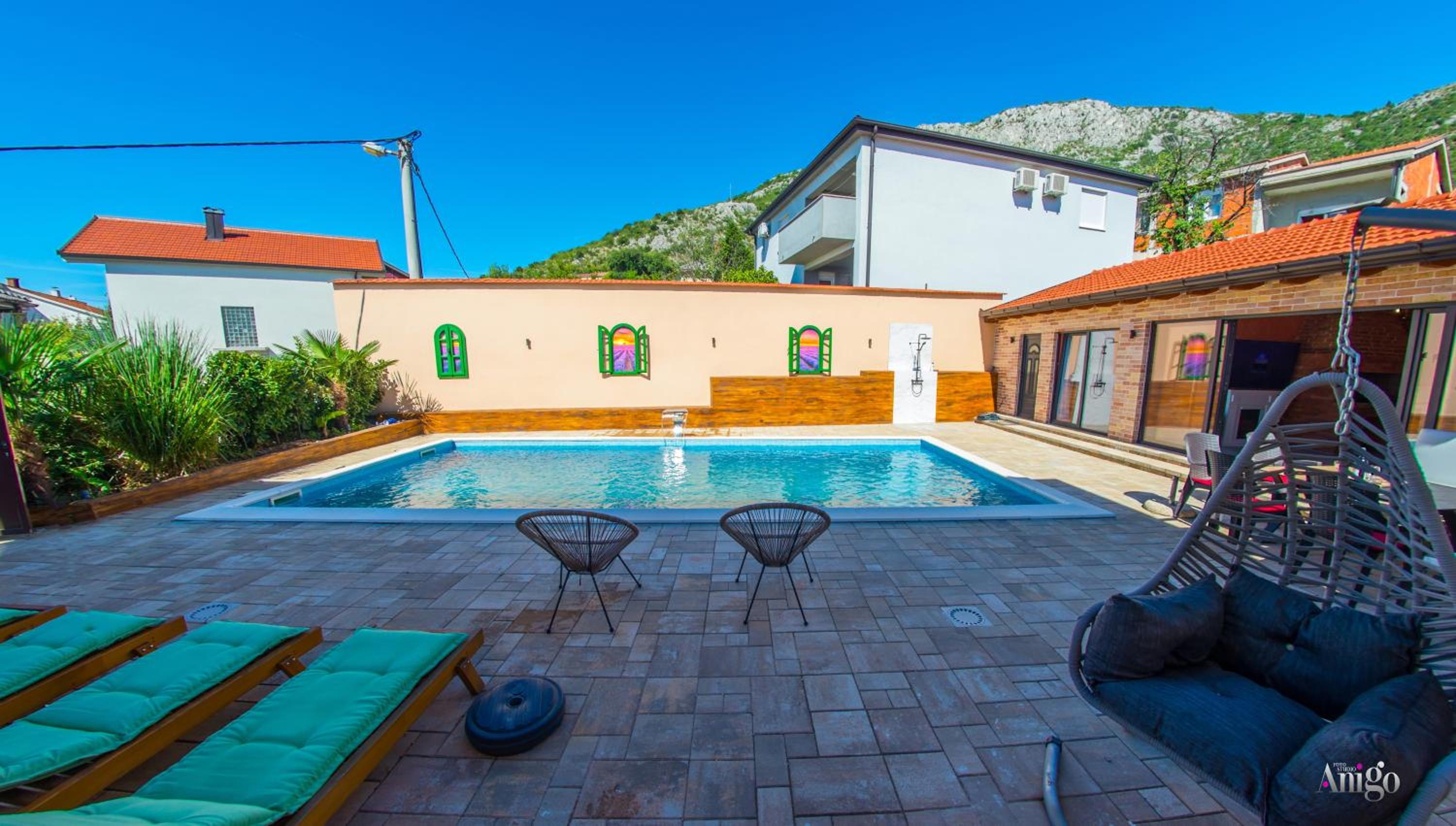 Villa Mira - with private pool