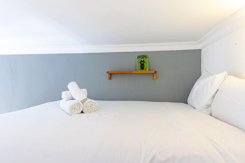 Beautiful apartment in Malasaña for 3 pax - Ferrer view 5