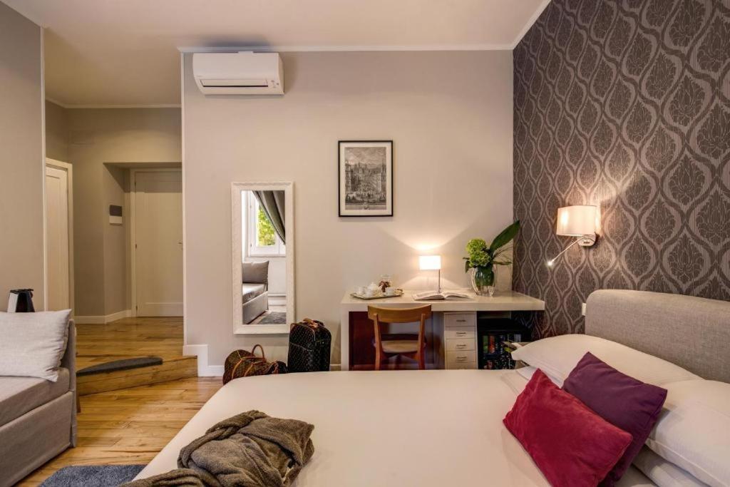 TLV Navona