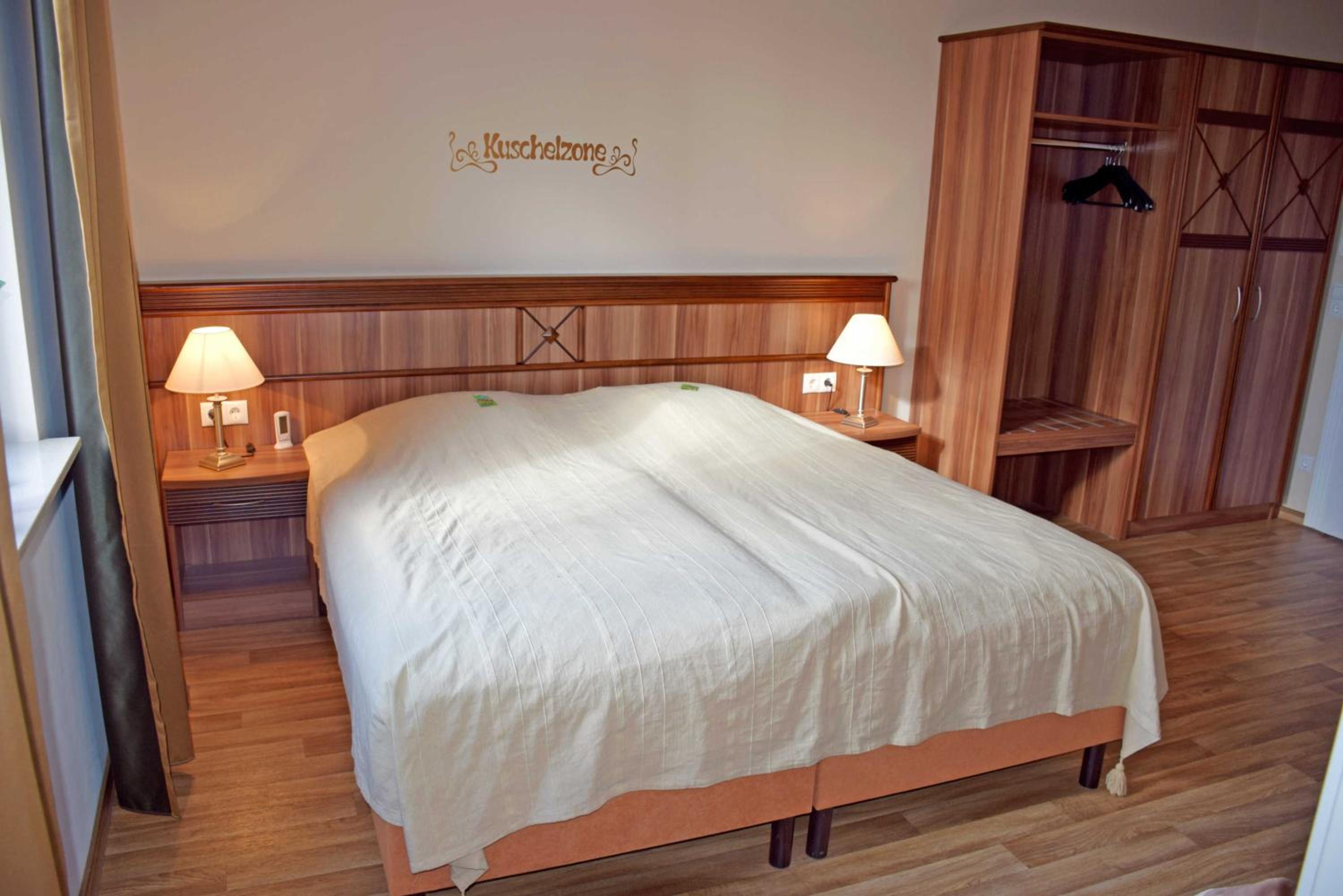 Gutshaus_Appartements mit Kamin_ S
