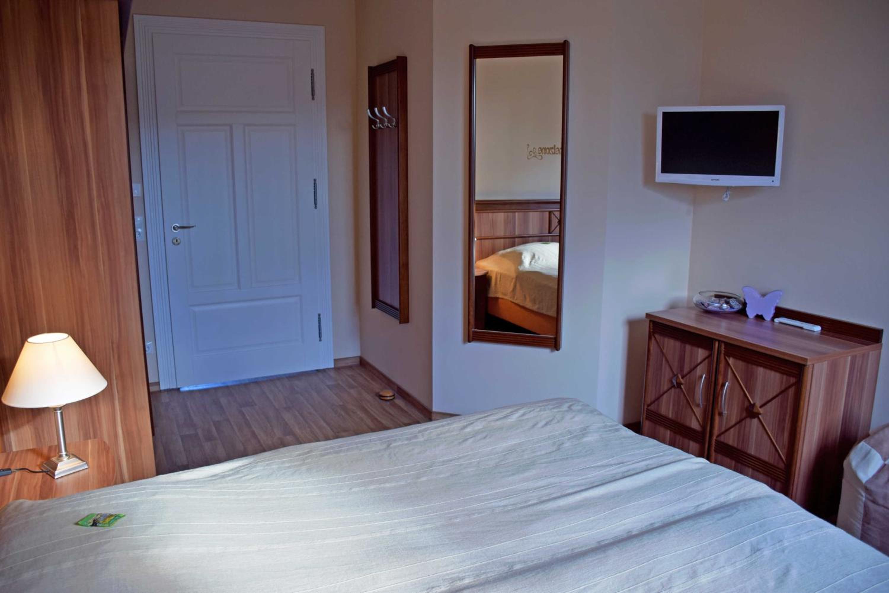 Gutshaus_Appartements mit Kamin_ S