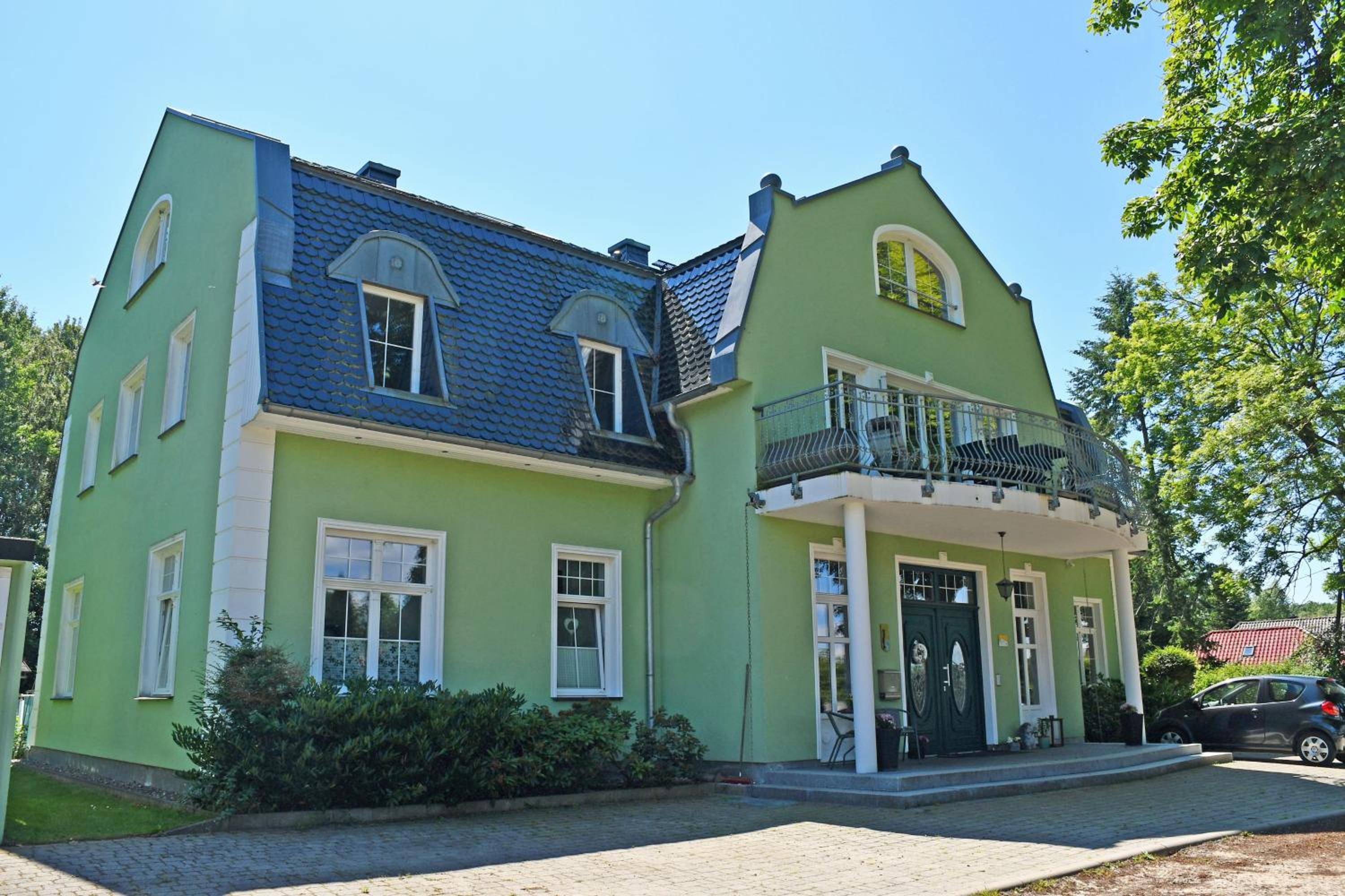Gutshaus_Appartements mit Kamin_ S