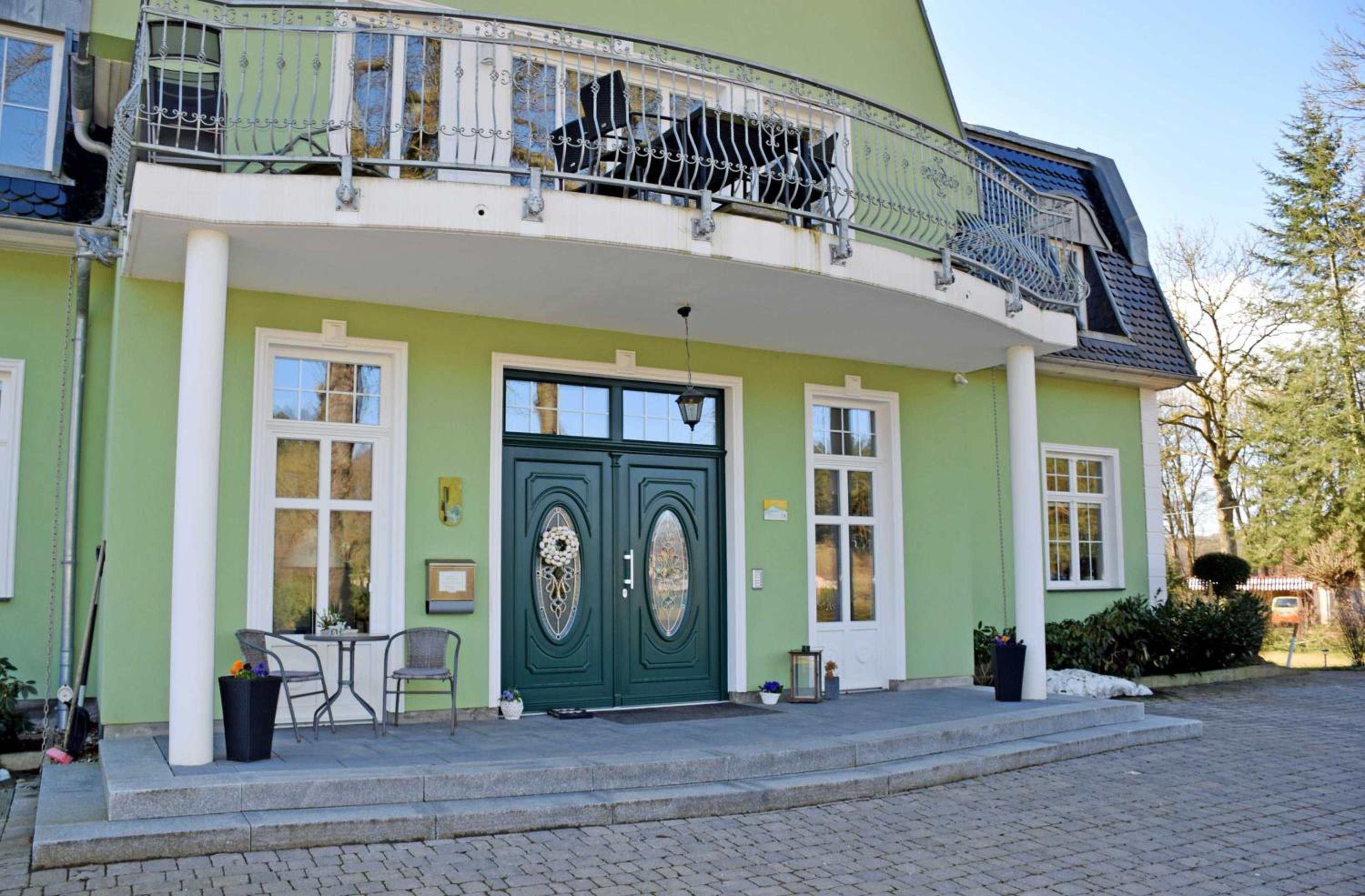 Gutshaus_Appartements mit Kamin_ S