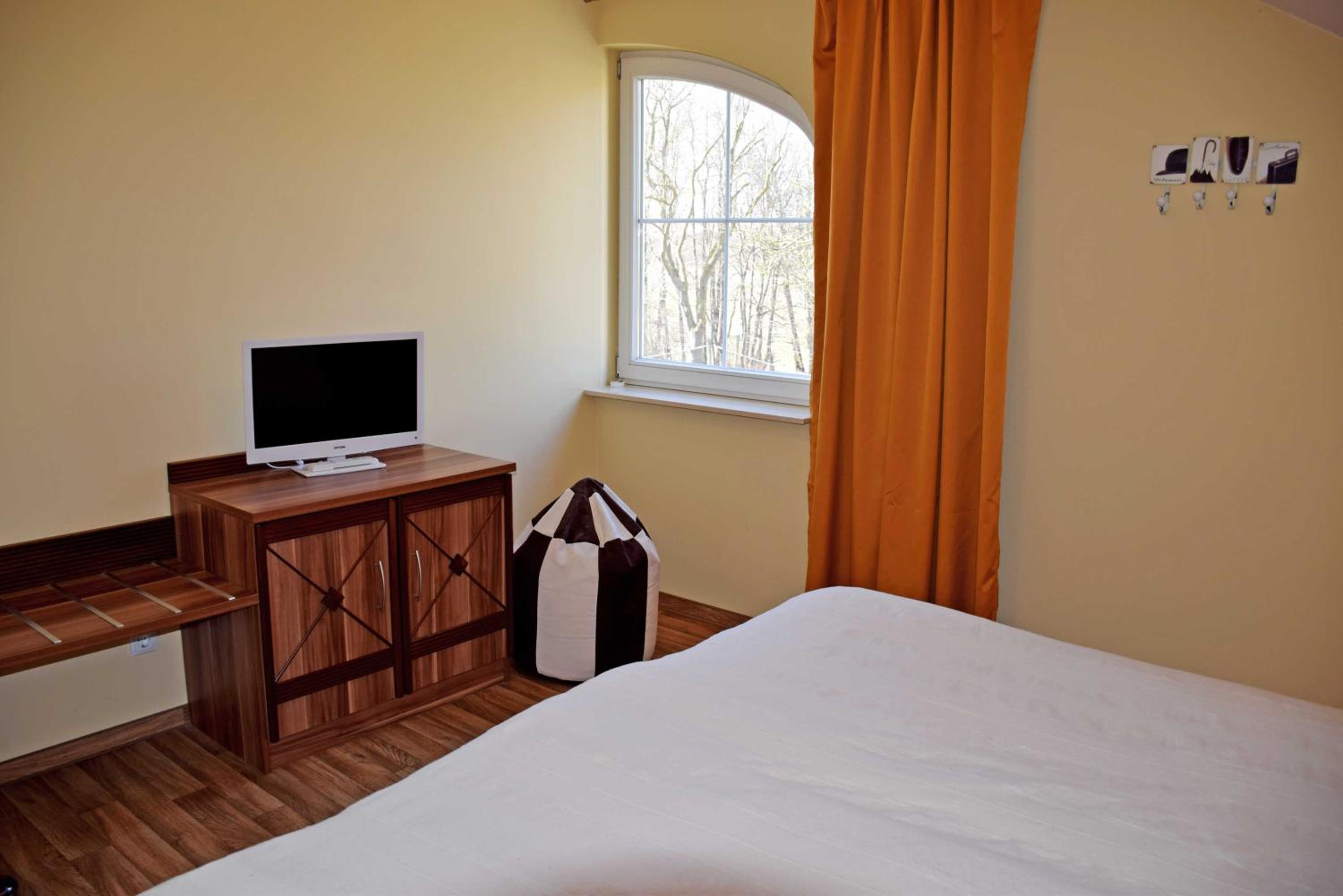 Gutshaus_Appartements mit Kamin_ S