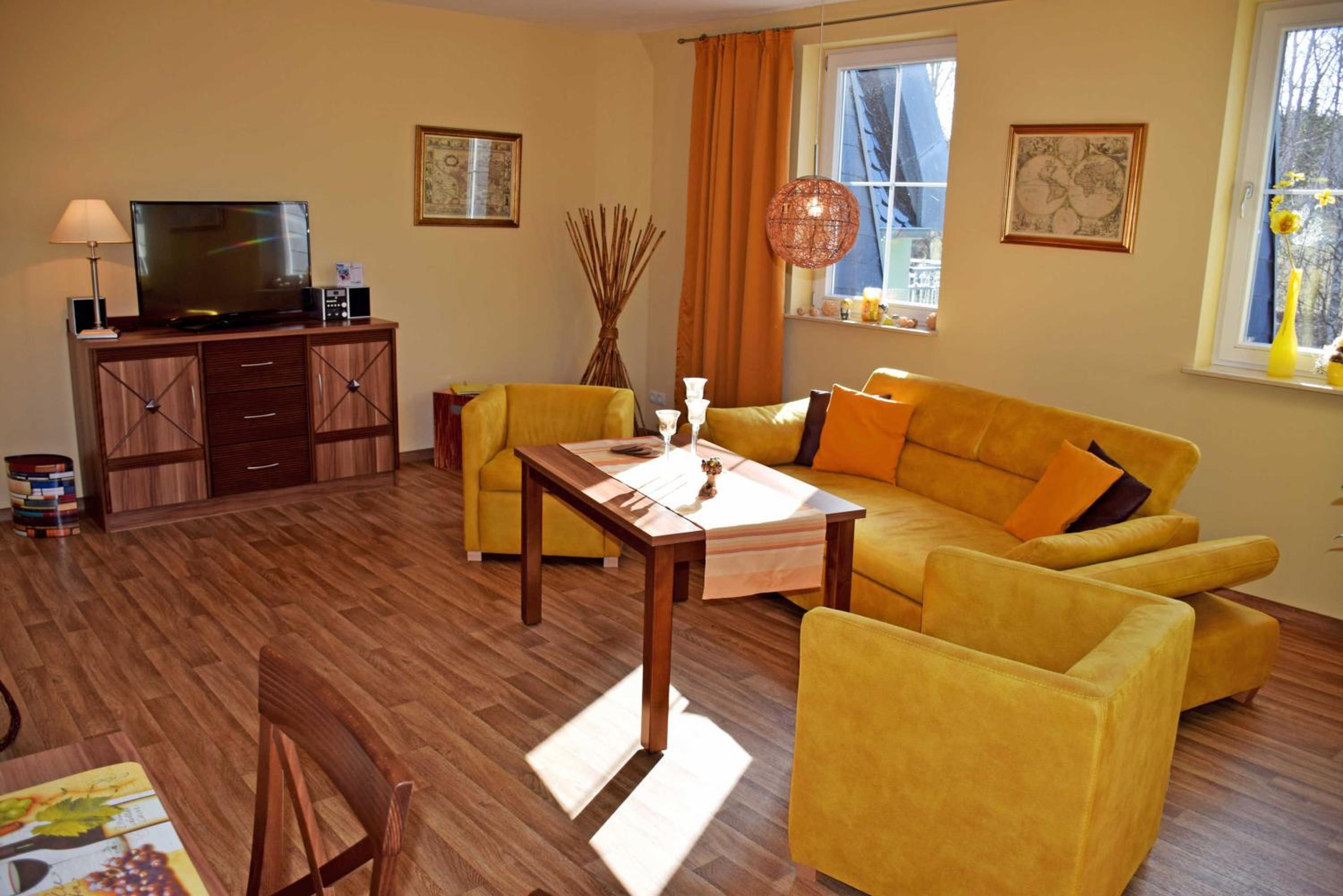 Gutshaus_Appartements mit Kamin_ S