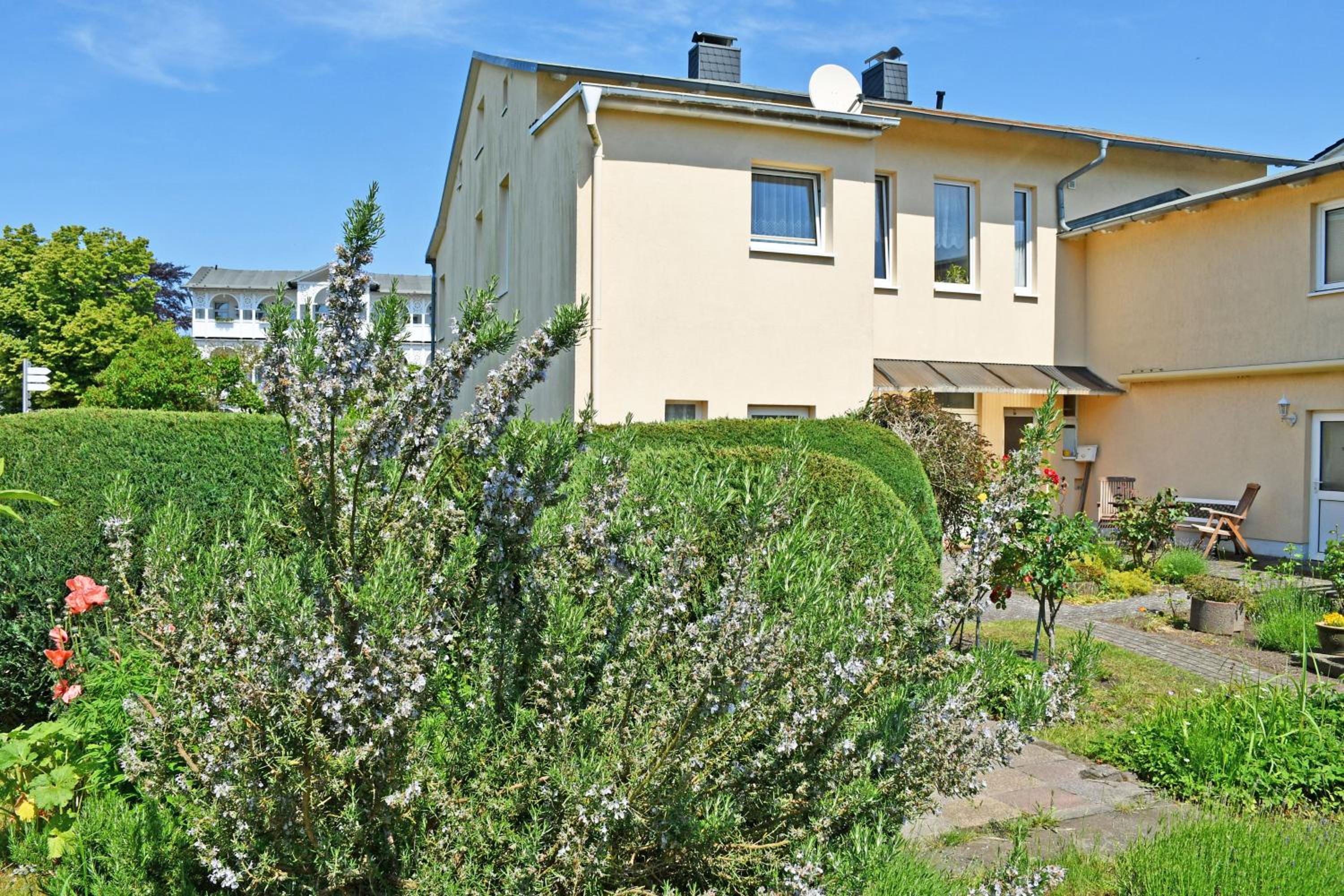 Ferienwohnungen mit Terrasse o Balkon Ostseebad Göhren HA