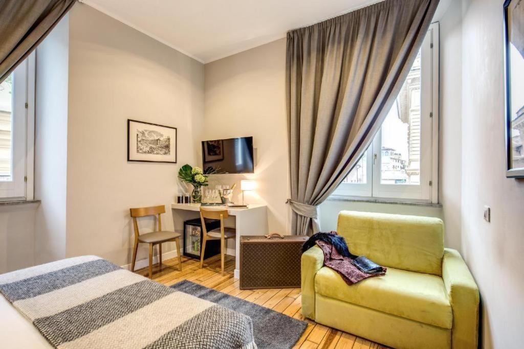 TLV Navona
