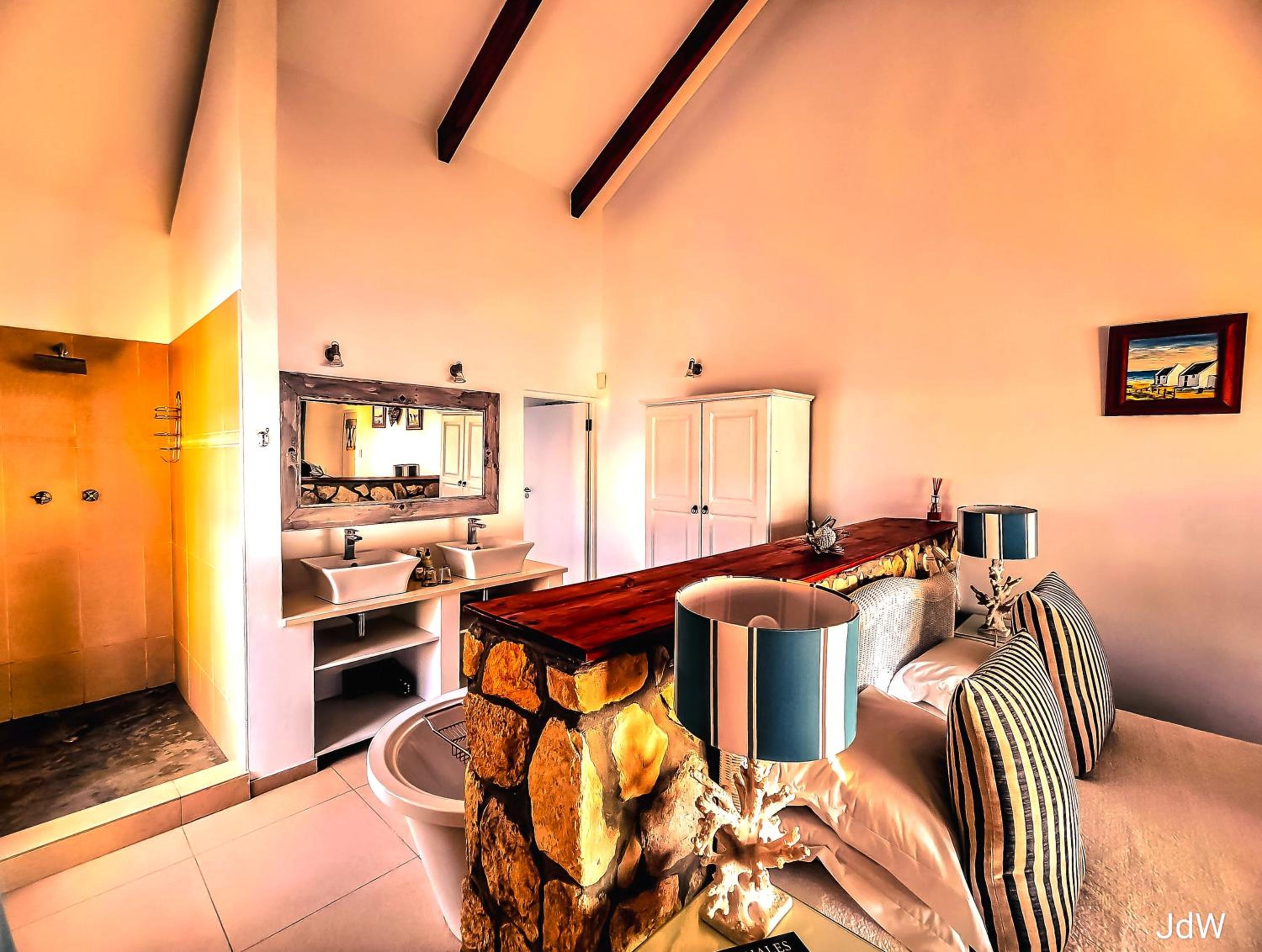 Kleinzee Oceanfront Guesthouse