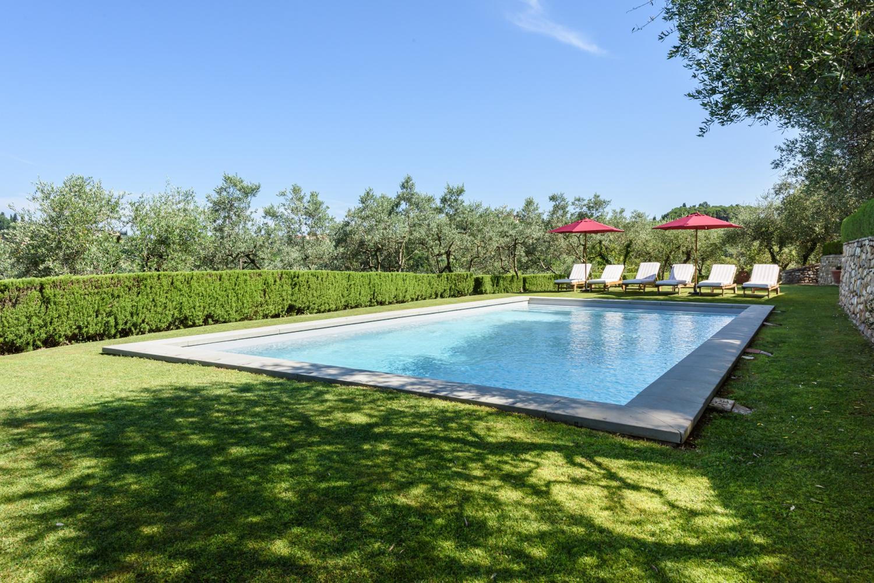 Villa D'Agnola by Mmega