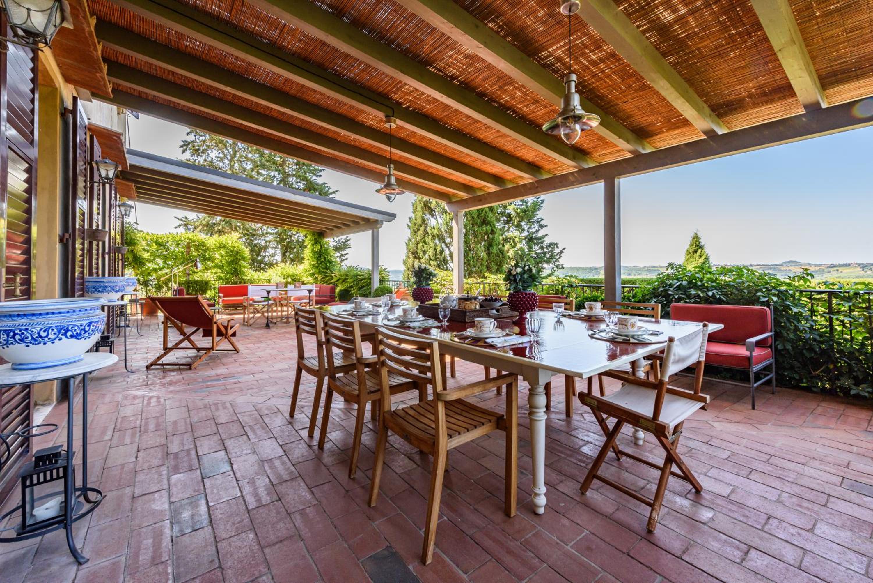 Villa D'Agnola by Mmega