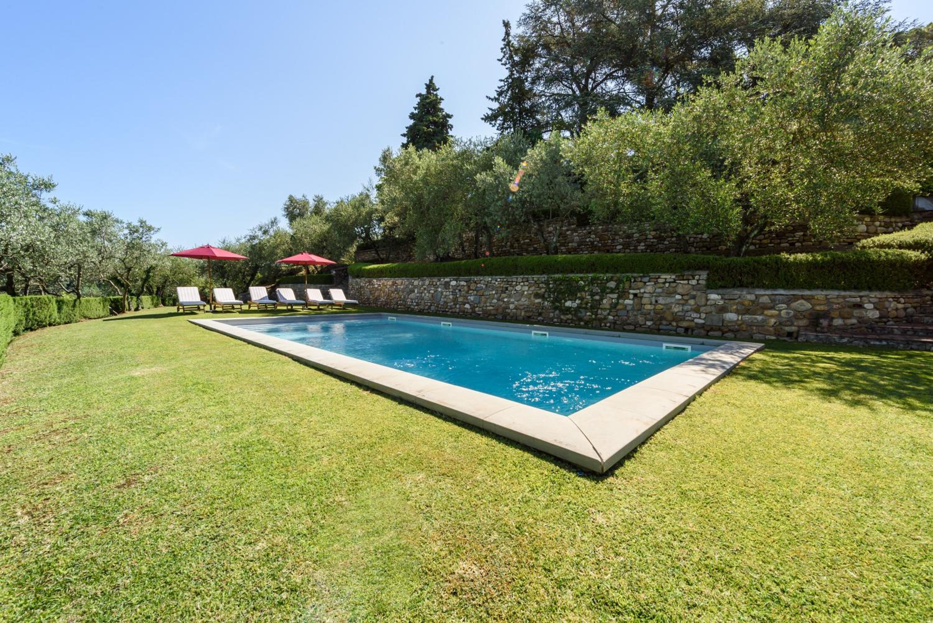 Villa D'Agnola by Mmega
