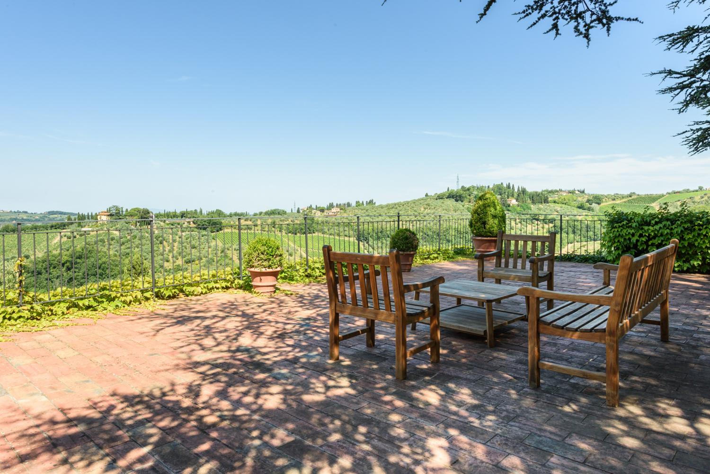 Villa D'Agnola by Mmega