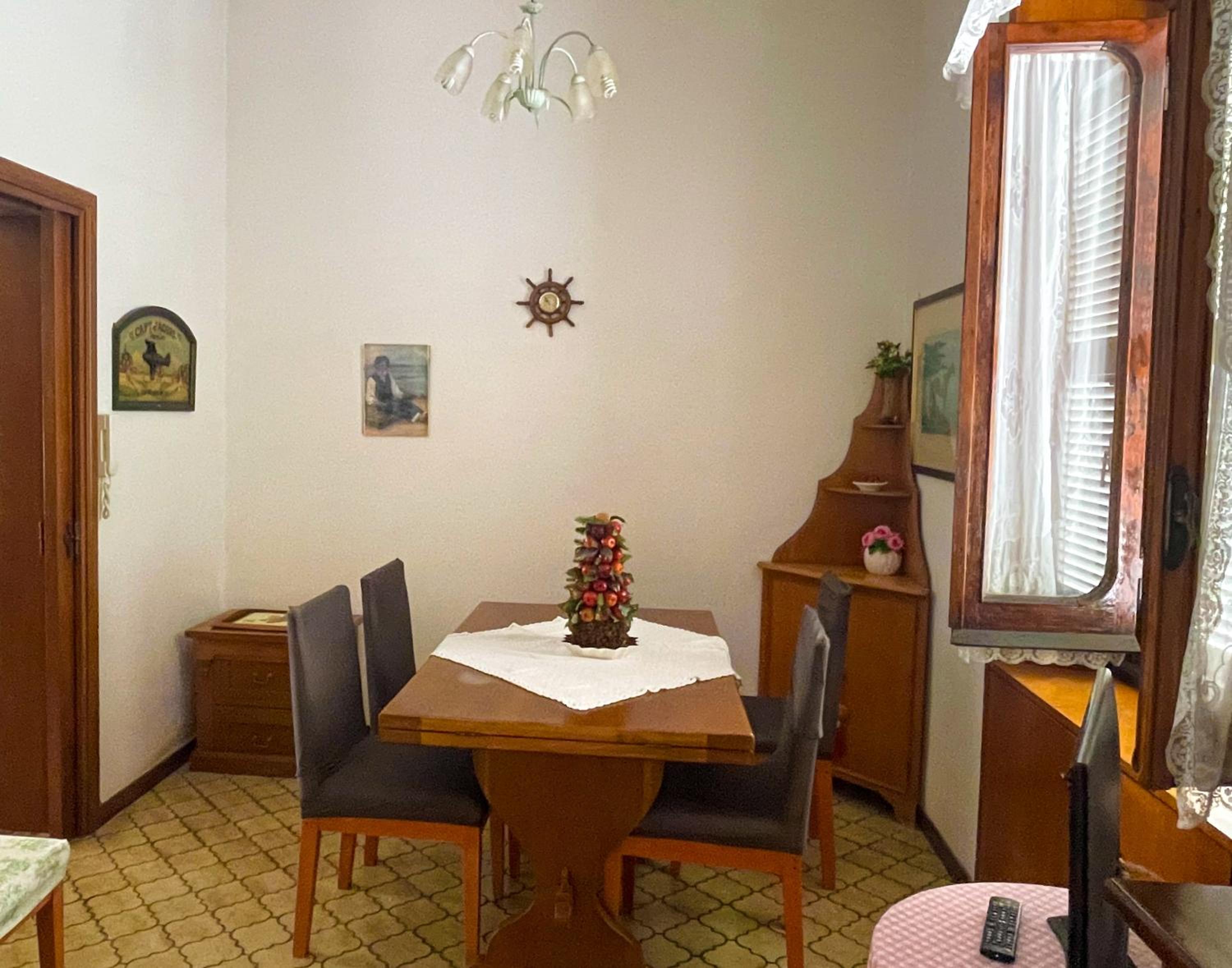 Ferro Historic Apartment - Centralissimo - 100mt dal mare view 2
