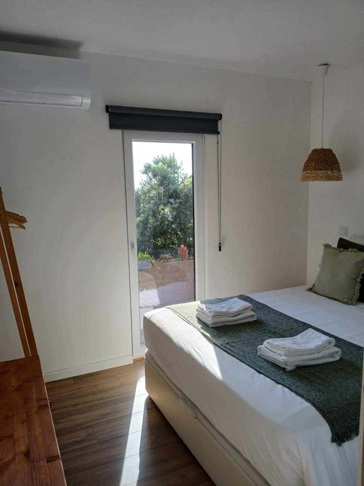 Azen Cool House