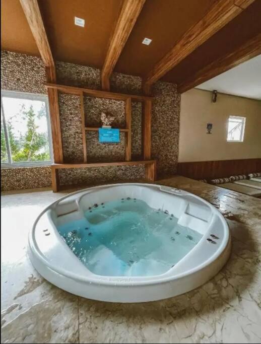 Golf Ville Residence Resort, apartamento 3 suítes, 110m2, Porto das Dunas próx ao Beach Park