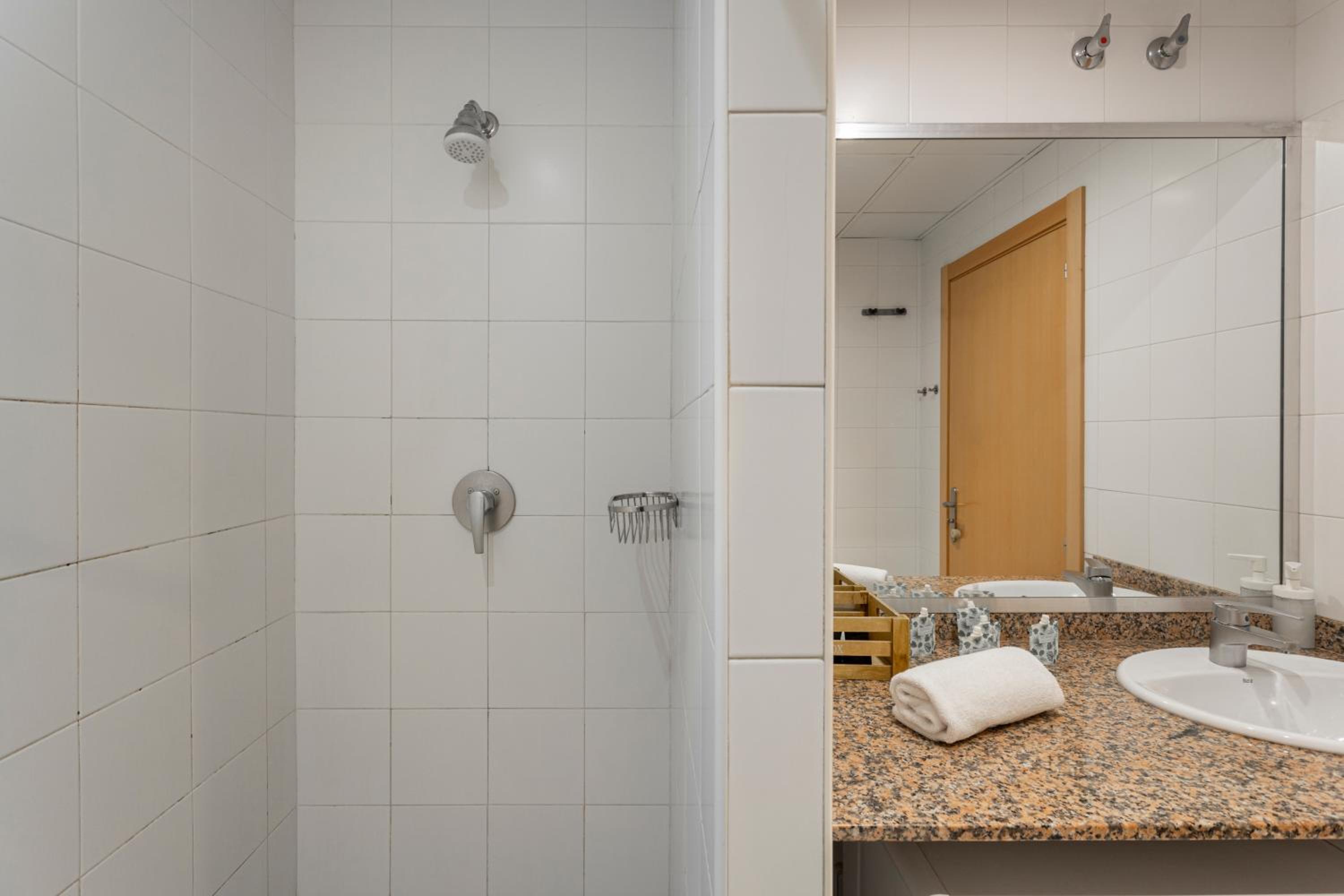 Apartments Sata Olimpic Village Area