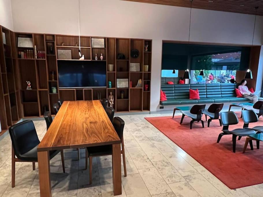 Luxurious Studio in Mitte Next to the Berlin Central Train Station Hauptbahnhof