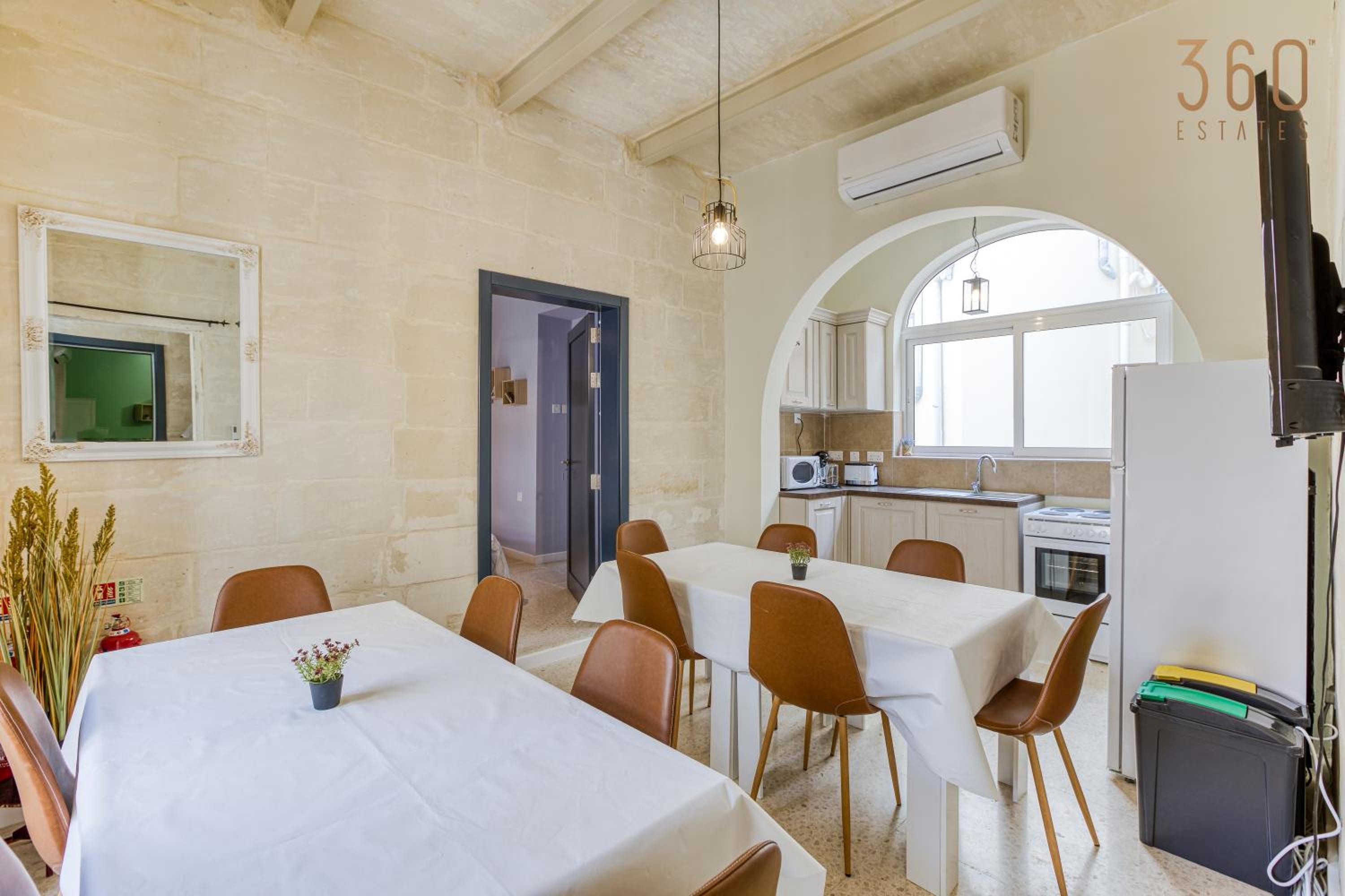 Spectacular 5BR Townhouse located in Sliema by 360 Estates view 4