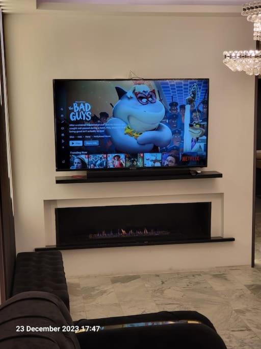 Entire home flat in amman fully renovated view 3