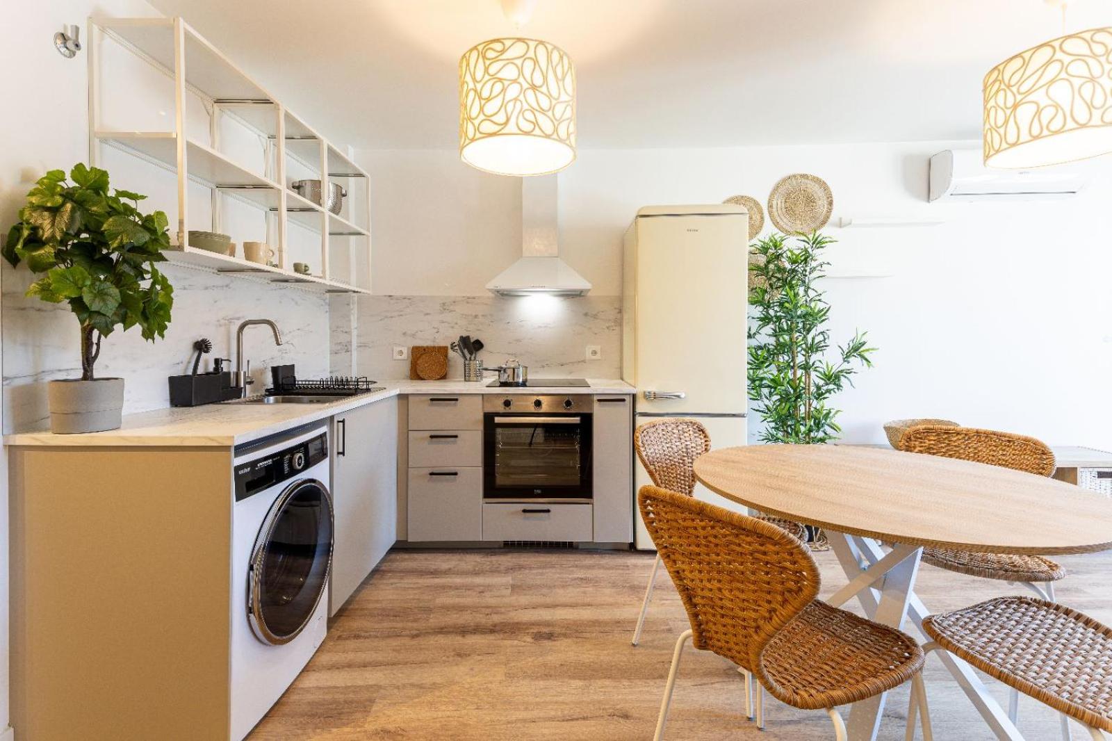 Maior 5 Apartamentos