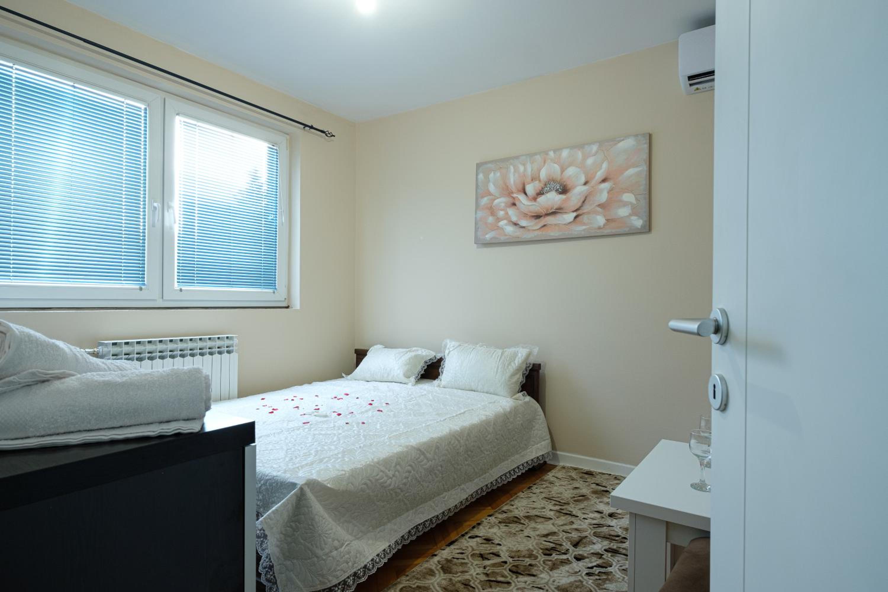 Evergreen Apartments