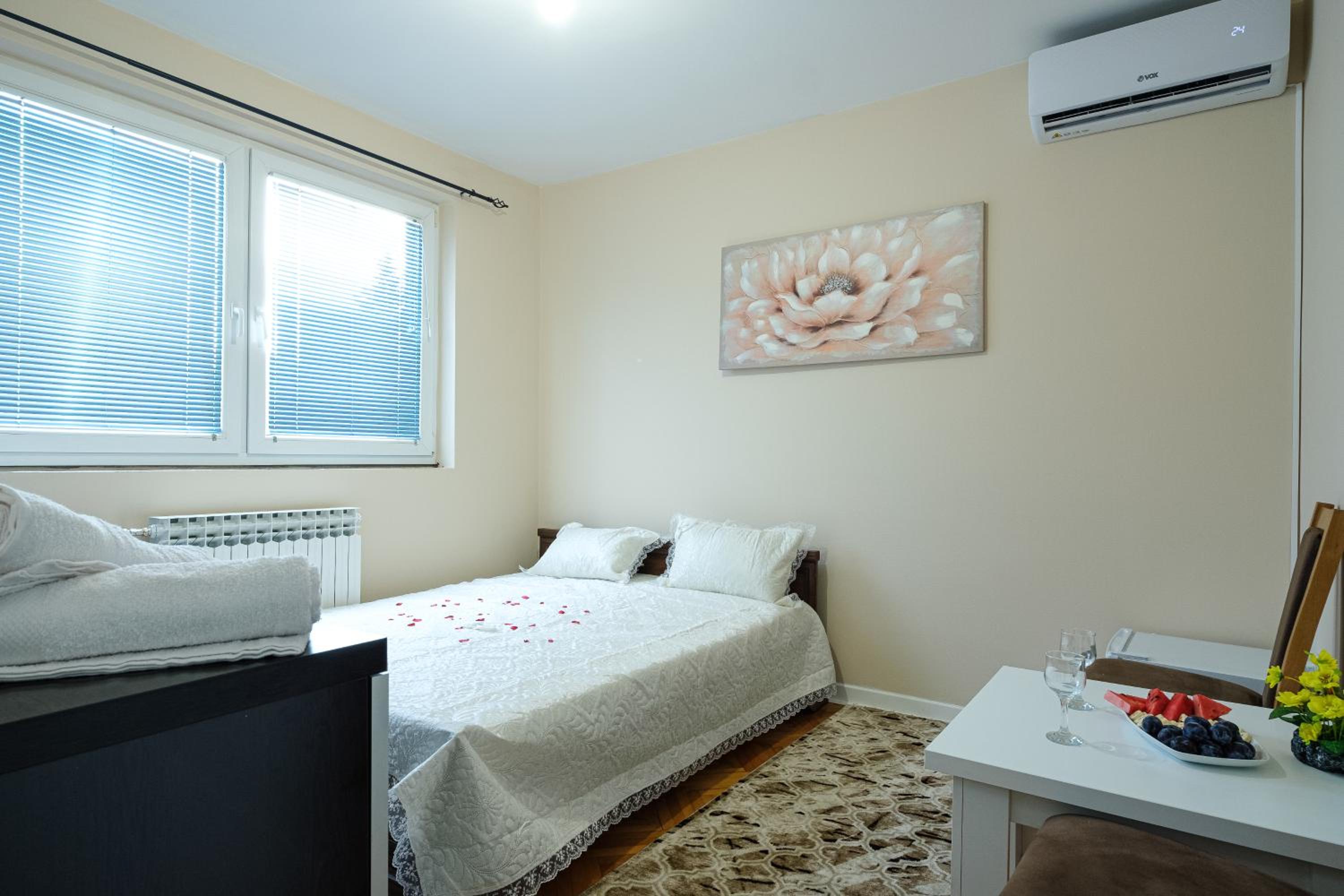Evergreen Apartments