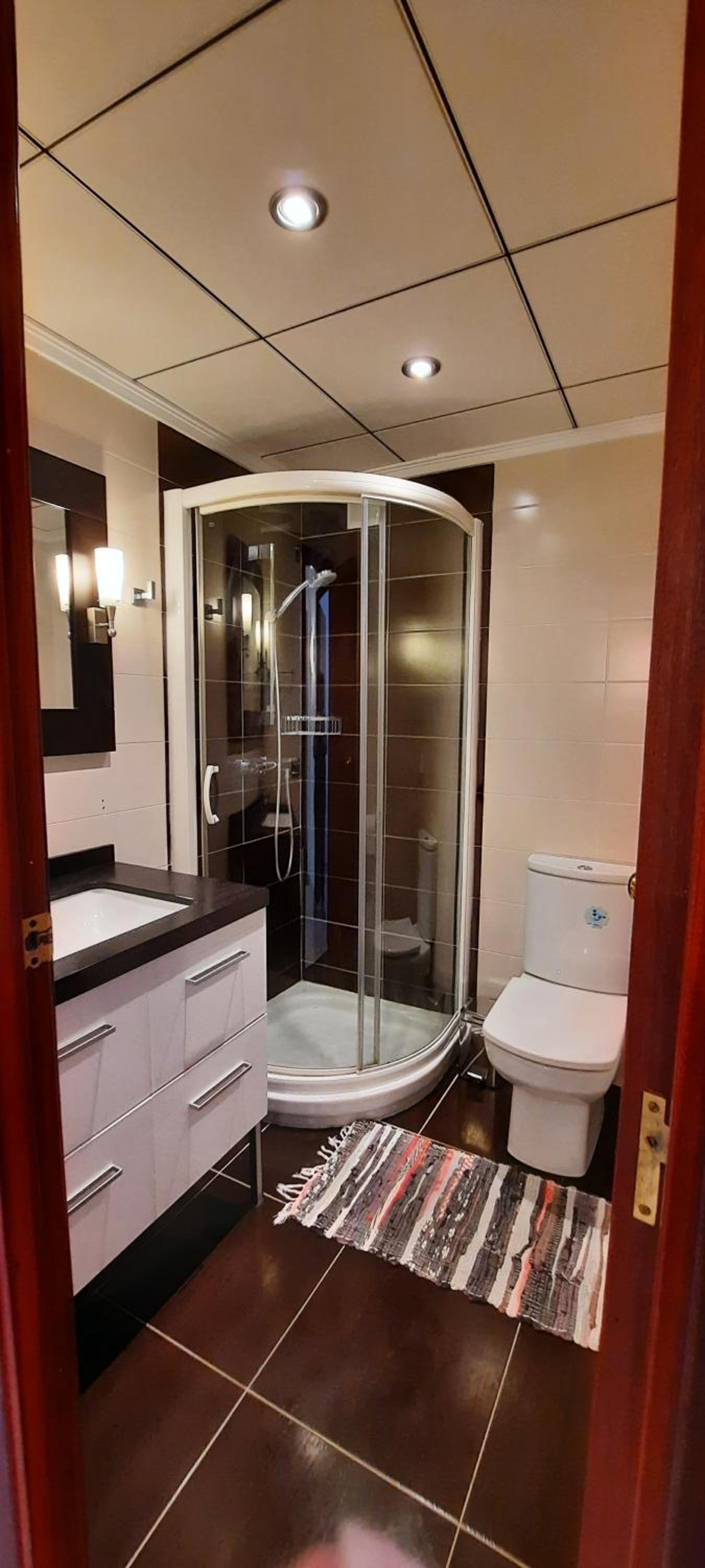 Apartamento dúplex con terraza y parking