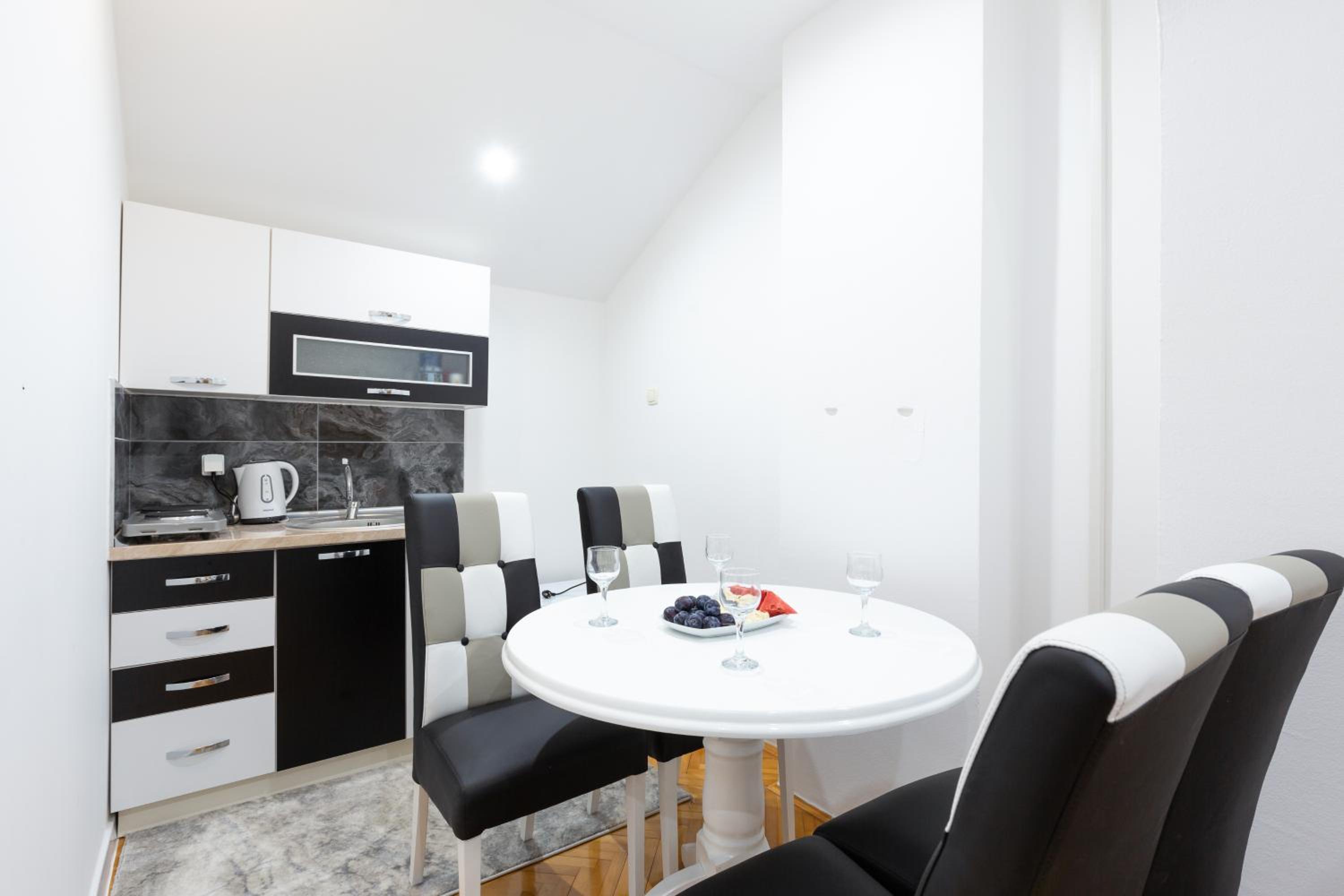 Evergreen Apartments