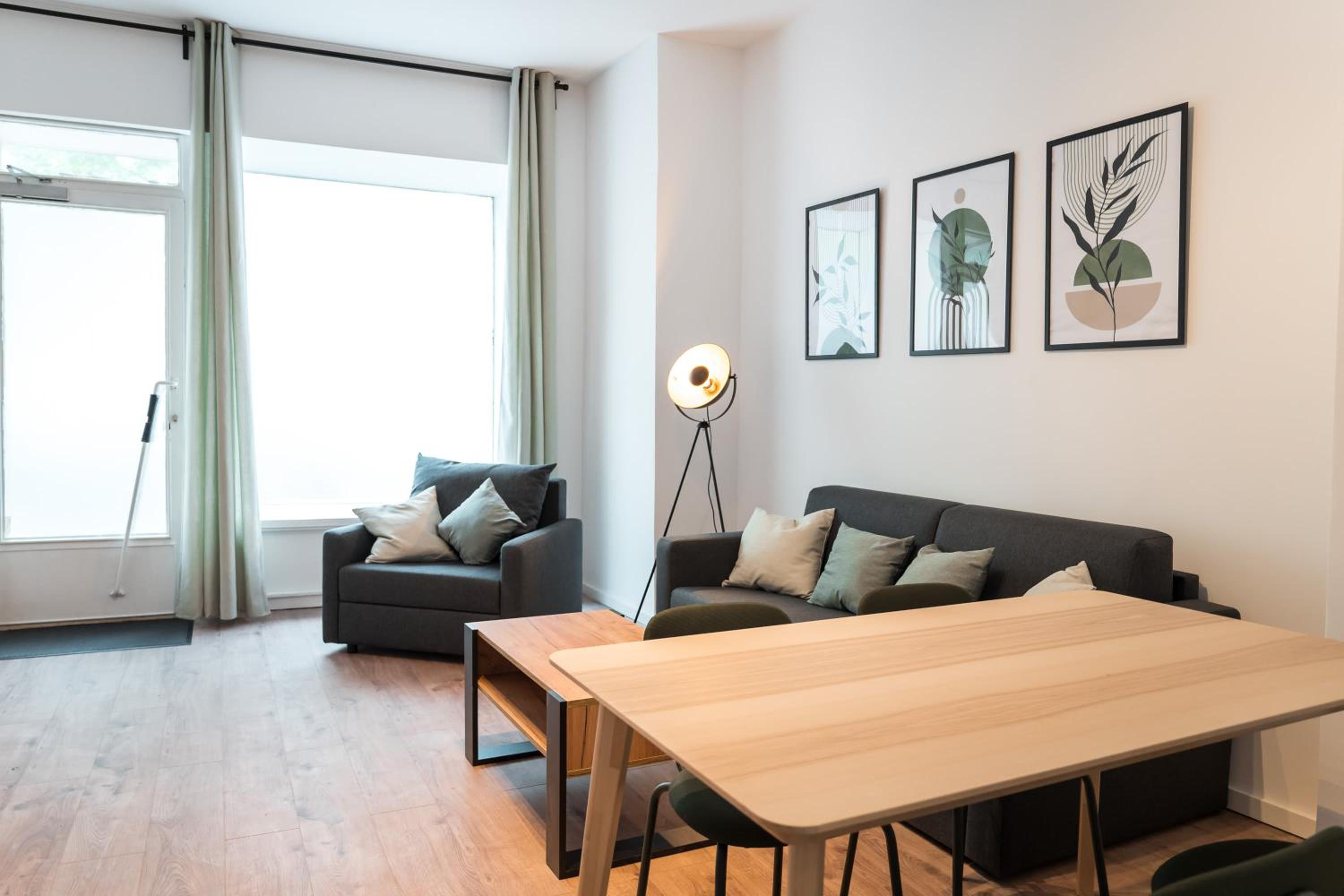 Spacious 1-Bedroom Apartment in Kreuzberg