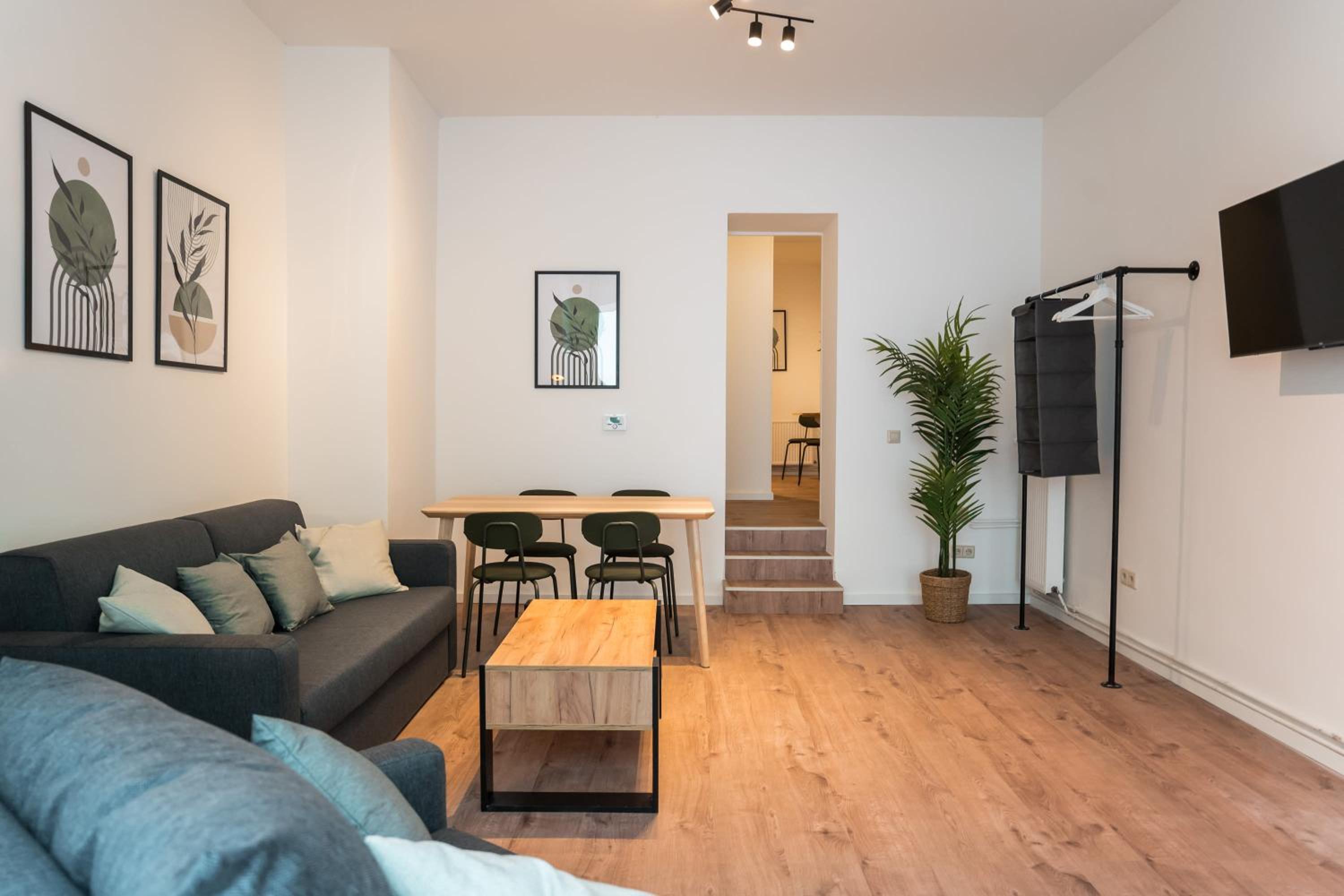 Spacious 1-Bedroom Apartment in Kreuzberg