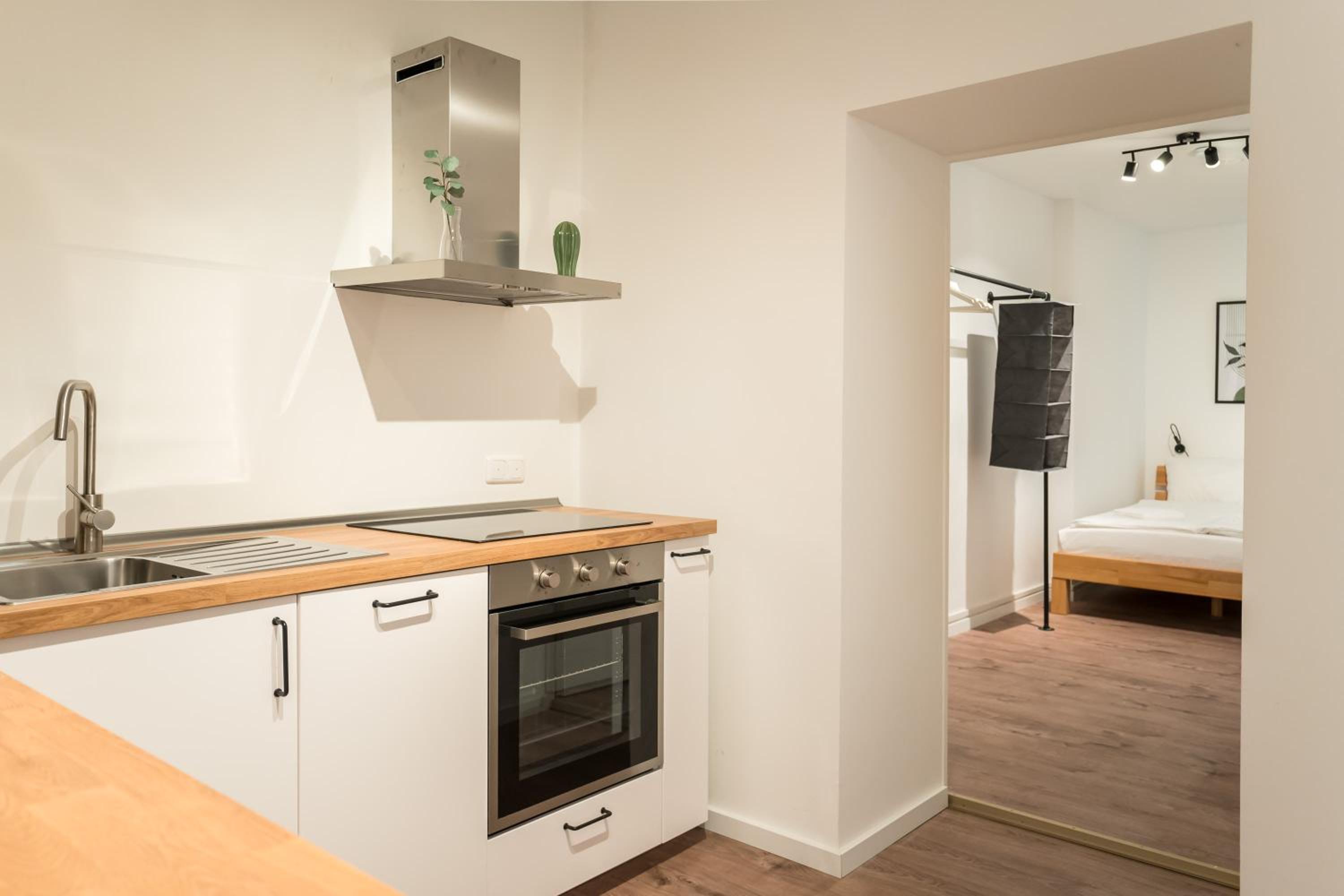Spacious 1-Bedroom Apartment in Kreuzberg