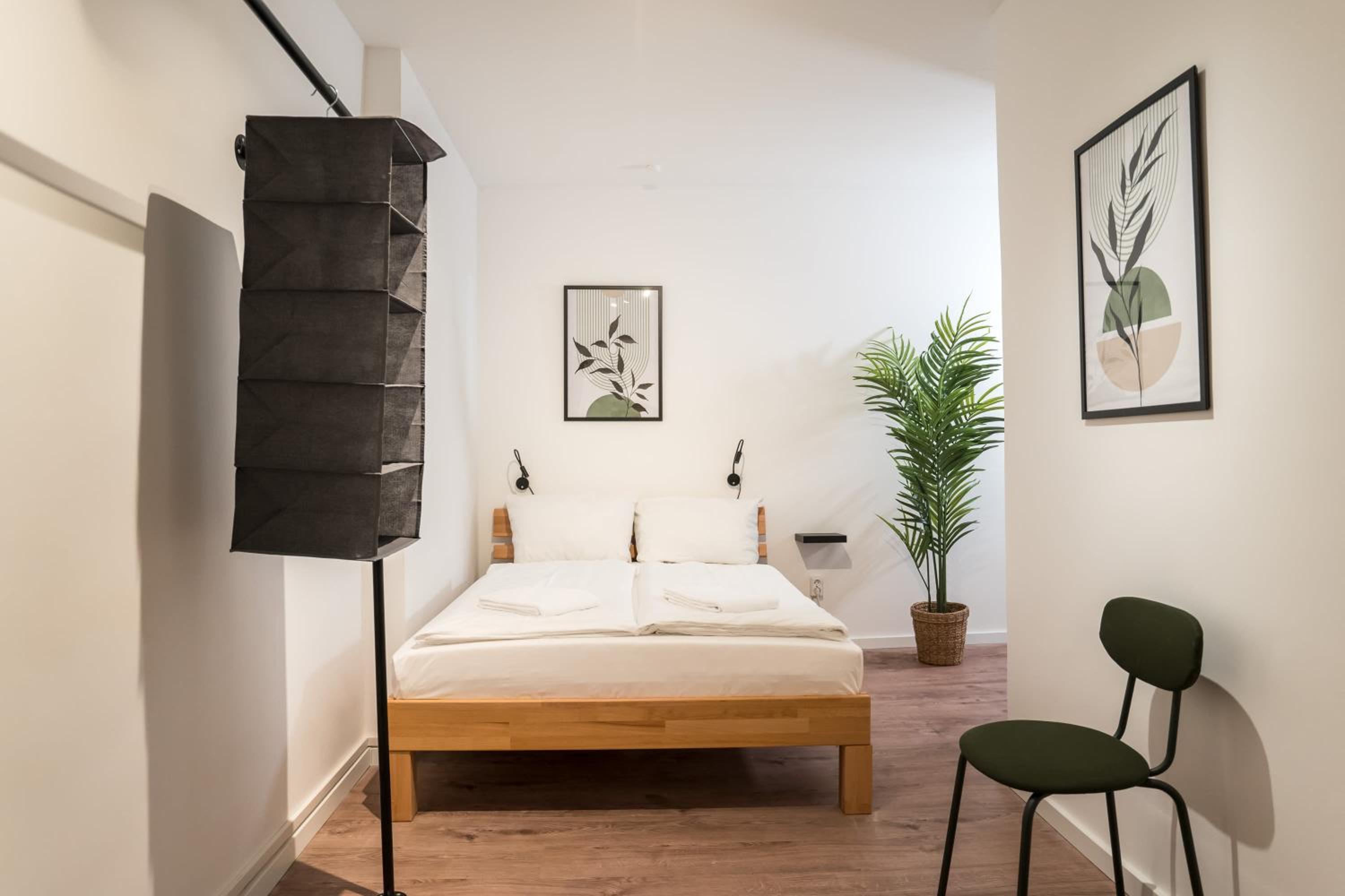 Spacious 1-Bedroom Apartment in Kreuzberg