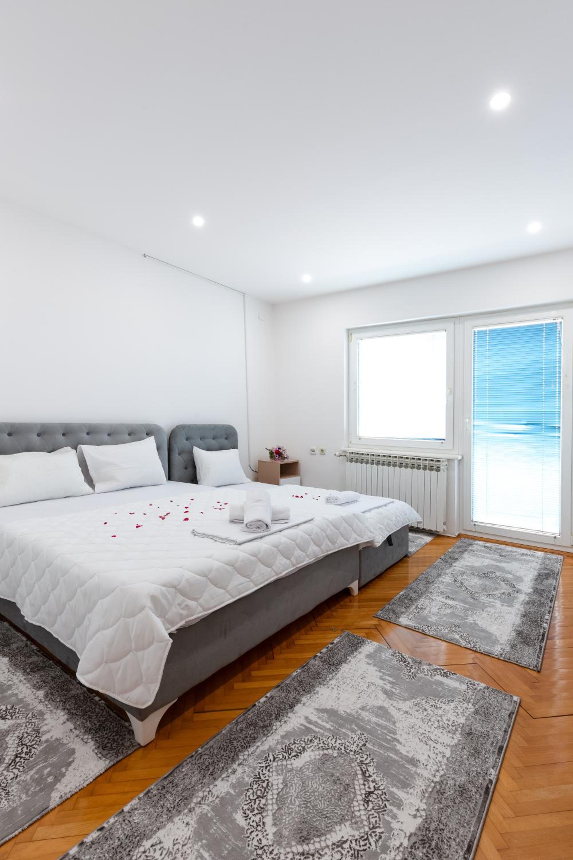 Evergreen Apartments