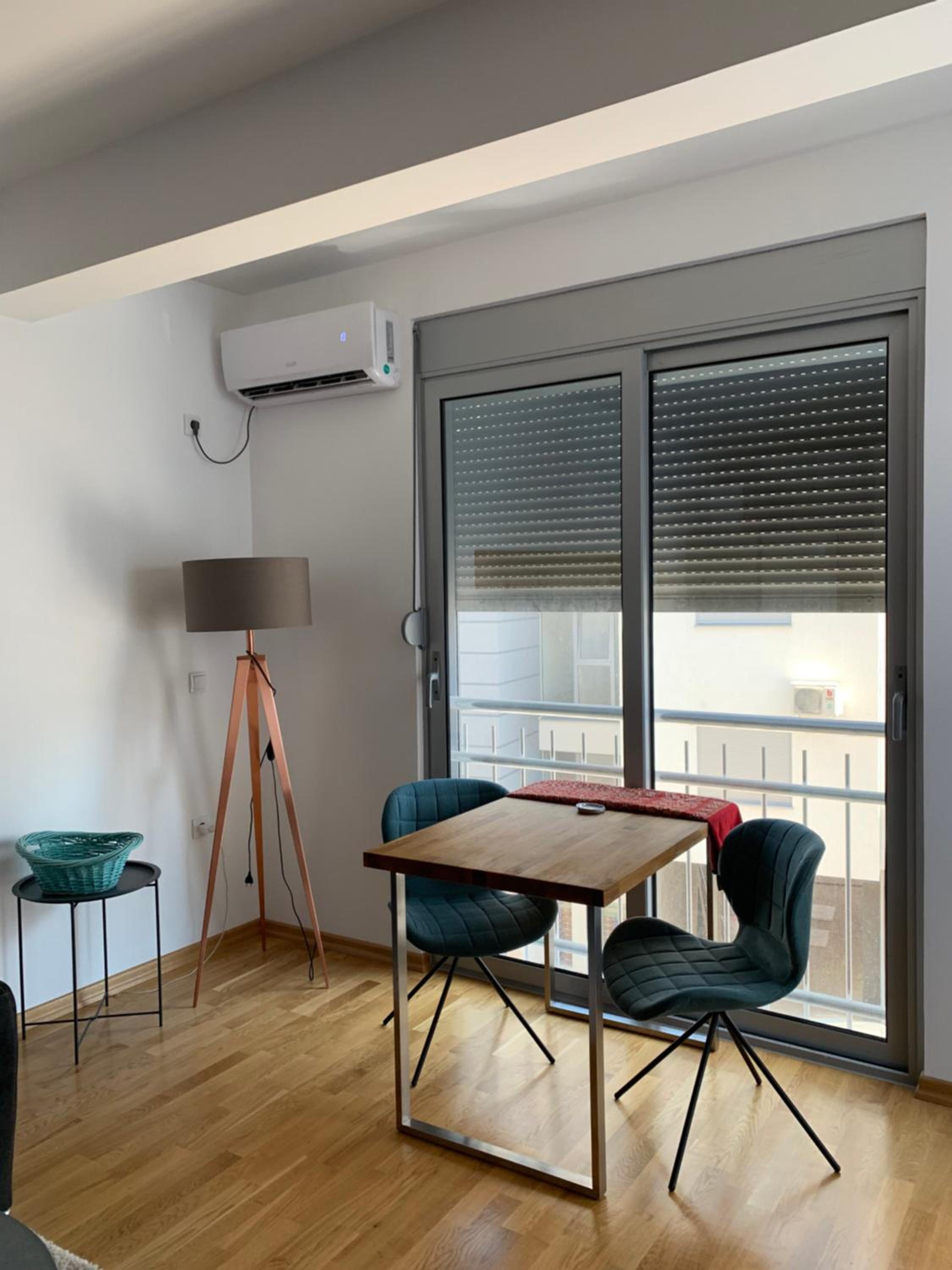 Dins Apartment
