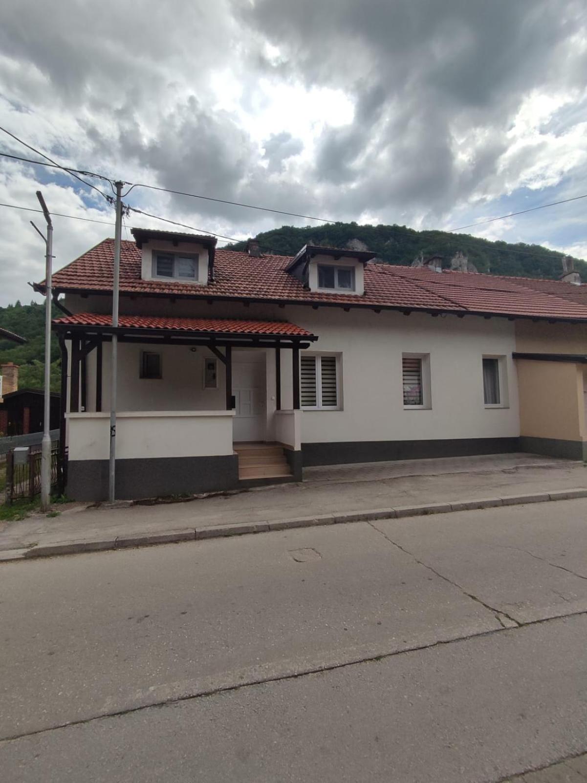 Apartman Emela