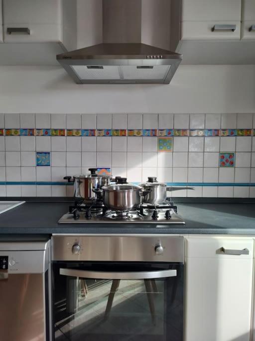 D'Amelio Sweet Home