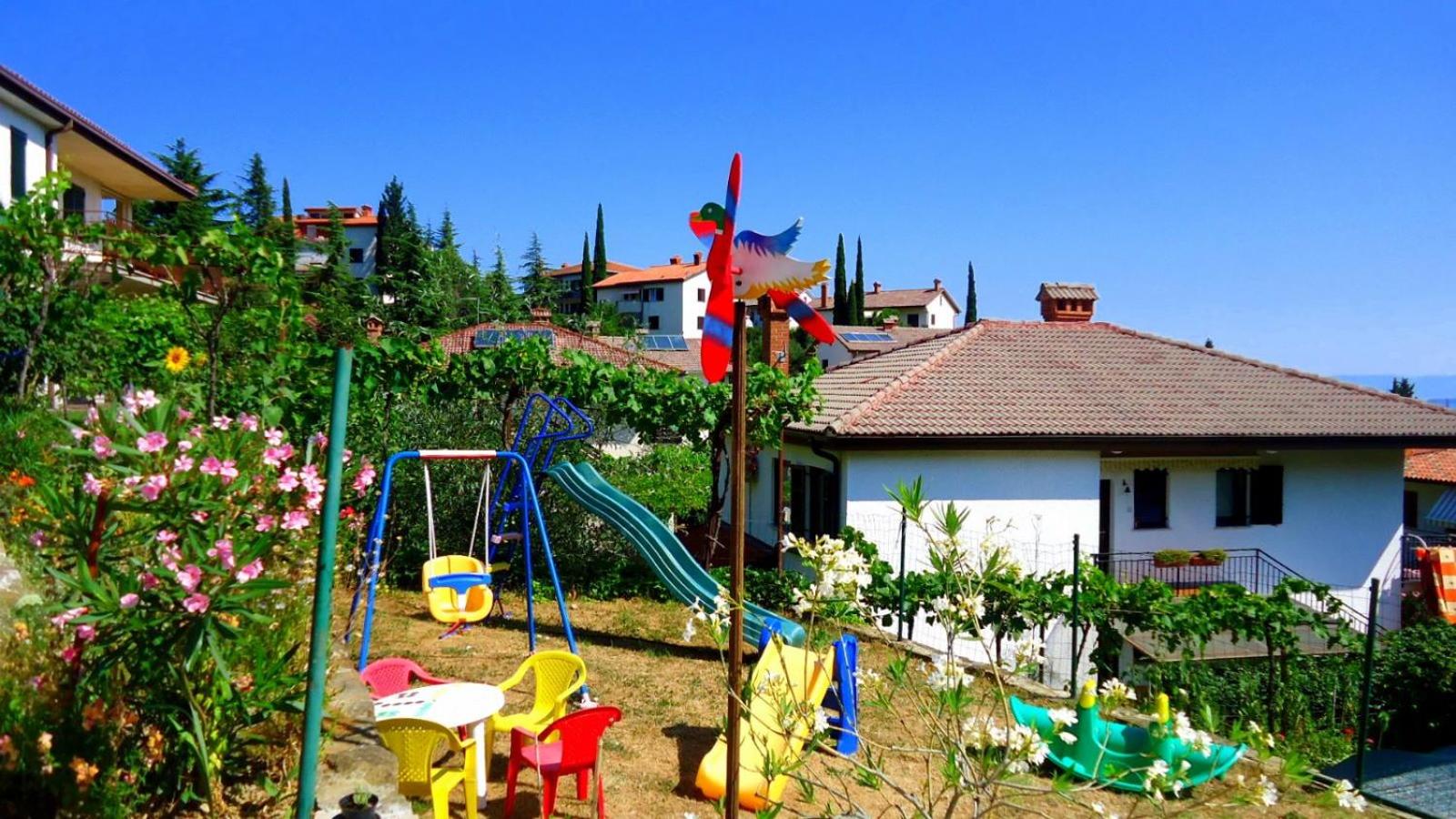 Apartma Vitez view 3