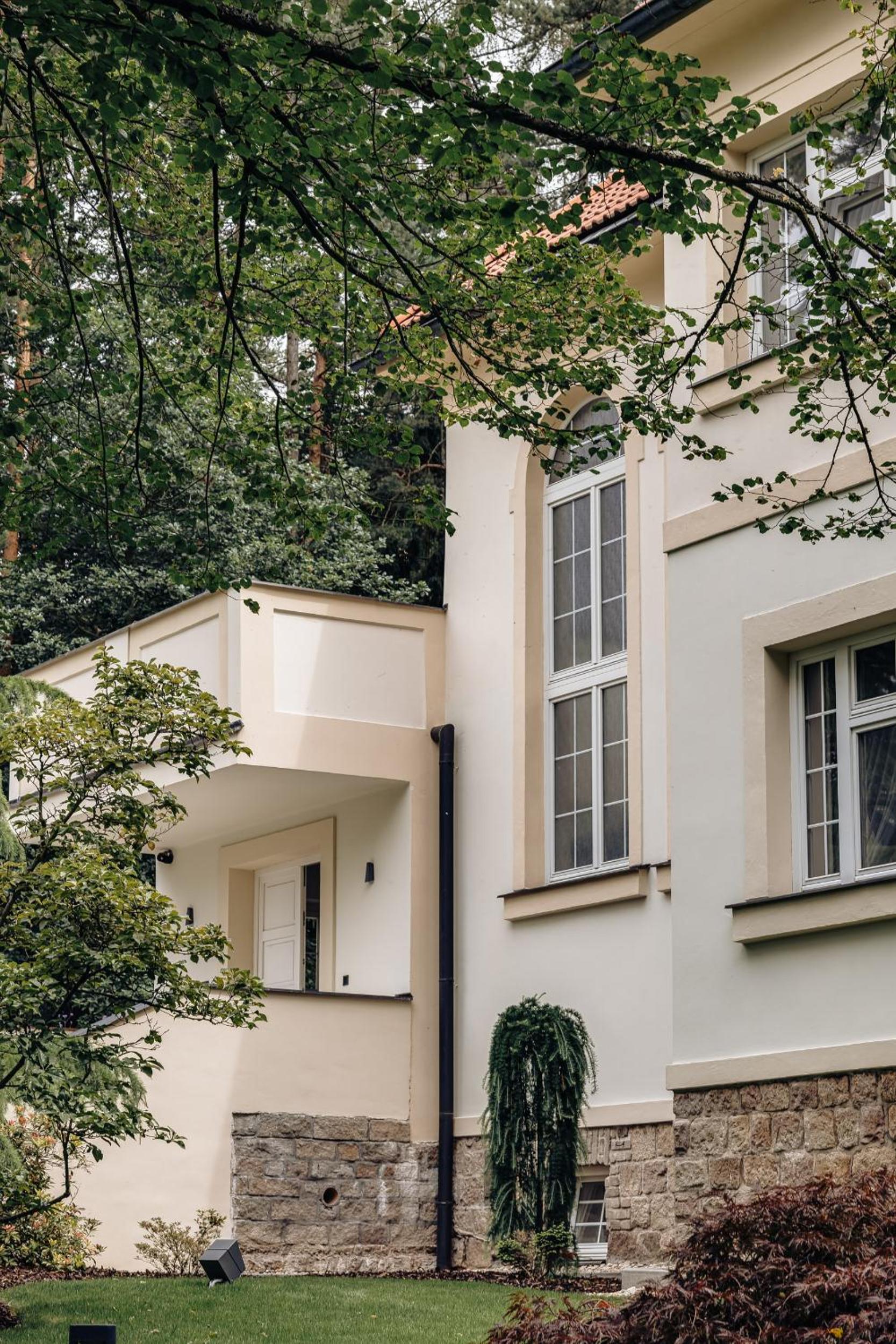Vila Zlatý Slavík - Luxurious Villa with Spa