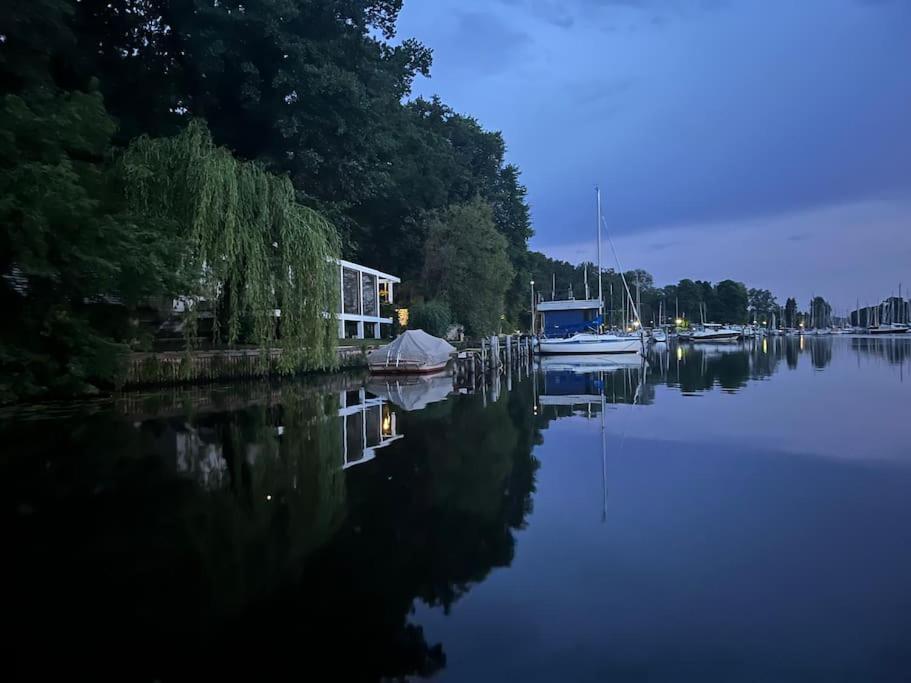 Hausboot vom Feinsten
