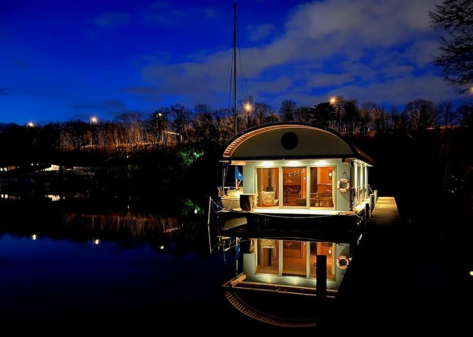 Hausboot vom Feinsten