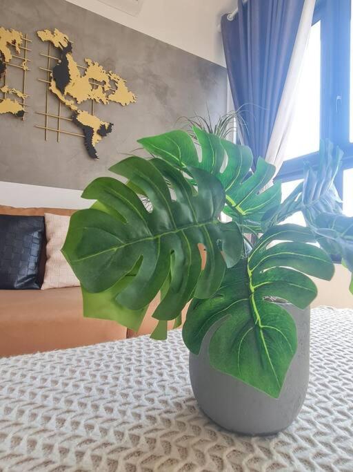 Spacious 3 bedroom suite at Cheras Maluri MRT A48